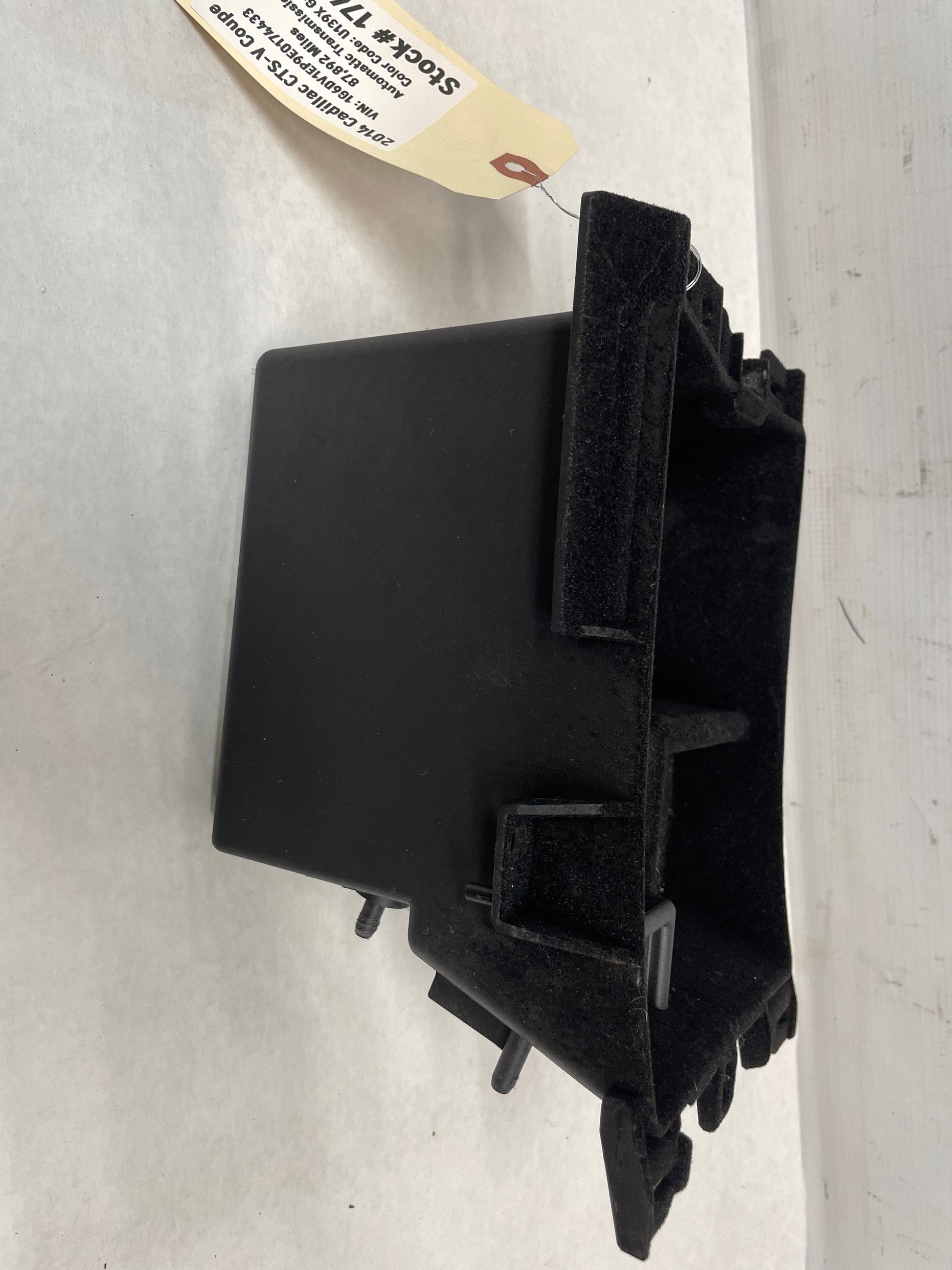 2014 Cadillac CTS-V Center Console Inner Storage Cubby Compartment Tray OEM - Day's Parts Yard