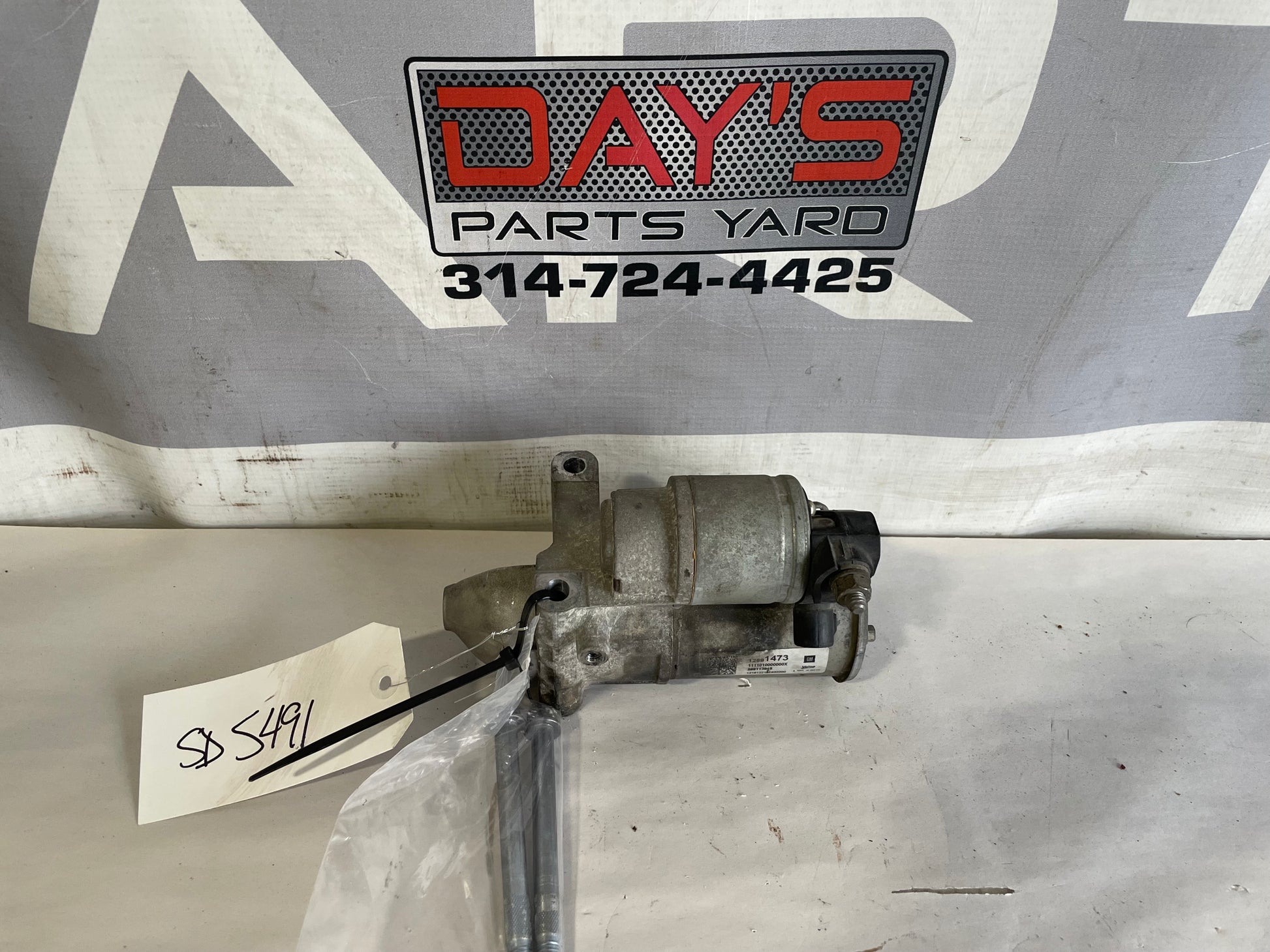 2018 Chevy Suburban LT Starter Assembly OEM - Day's Parts Yard