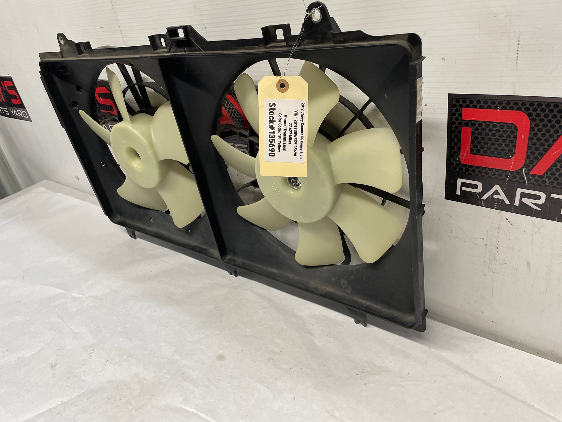 2012 Chevy Camaro SS Dual Radiator Cooling Fans Assembly OEM - Day's Parts Yard