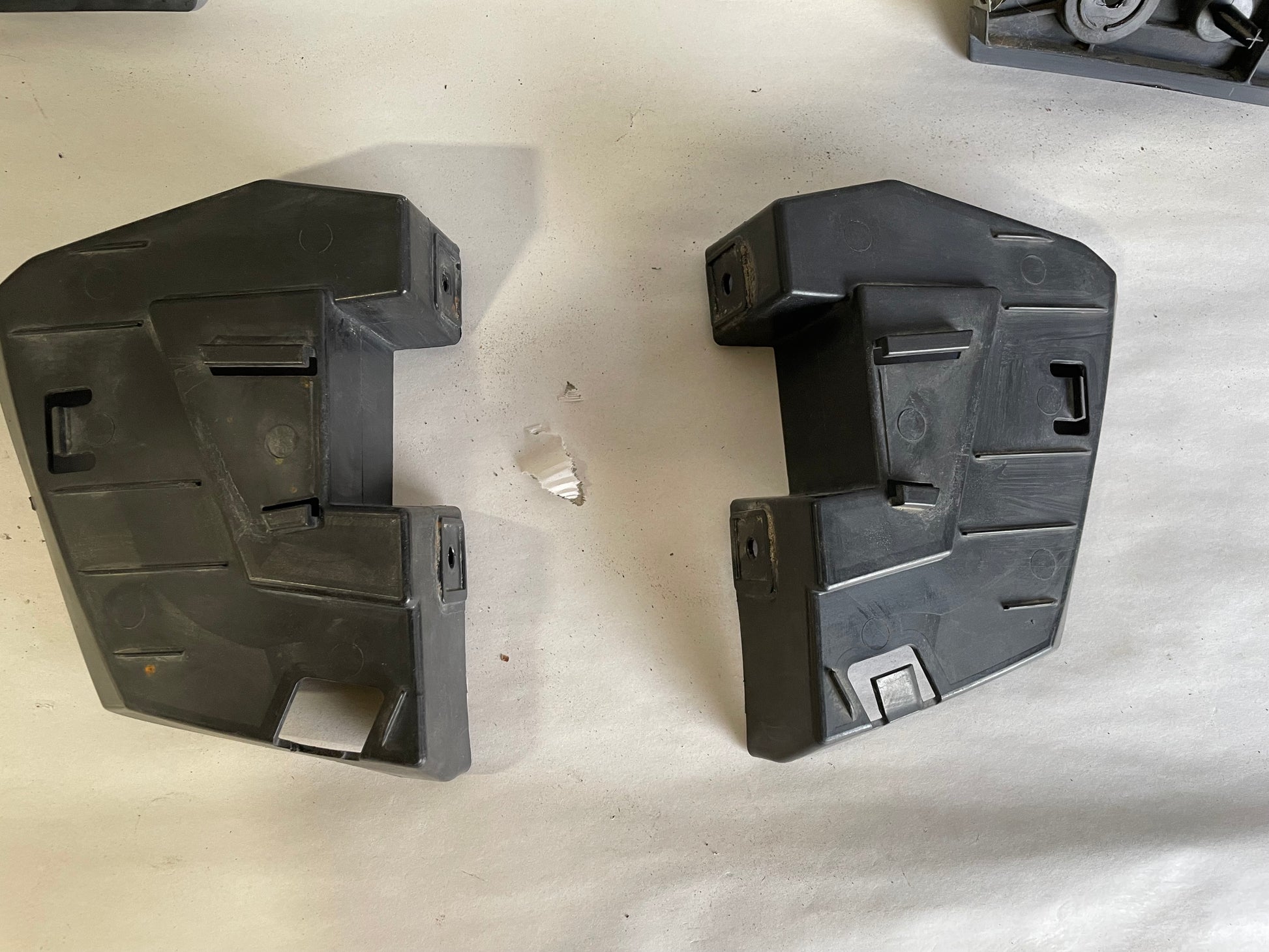 2018 Chevy Suburban LT Rear Bumper Side Bracket OEM - Day's Parts Yard