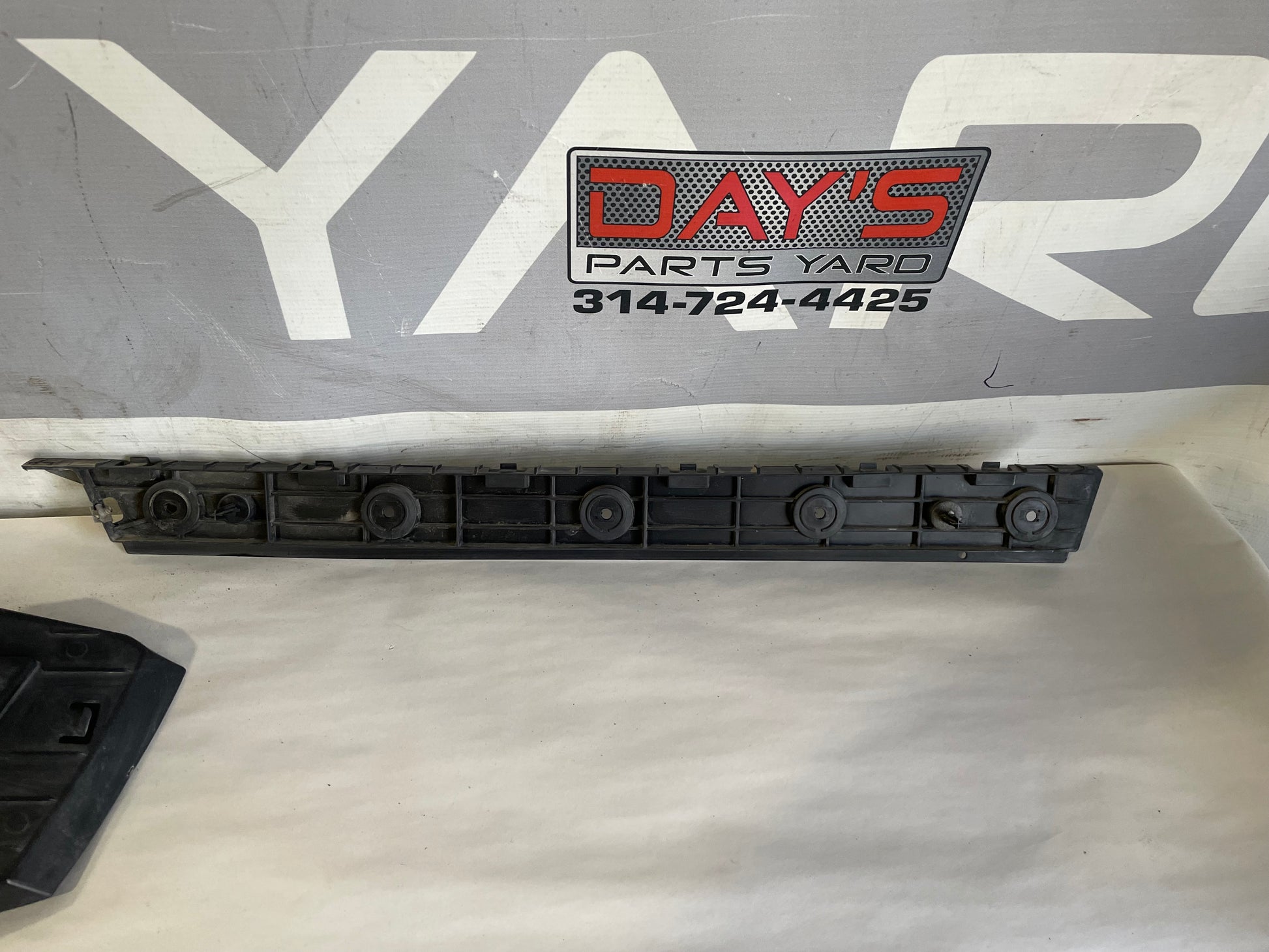 2018 Chevy Suburban LT Rear Bumper Side Bracket OEM - Day's Parts Yard