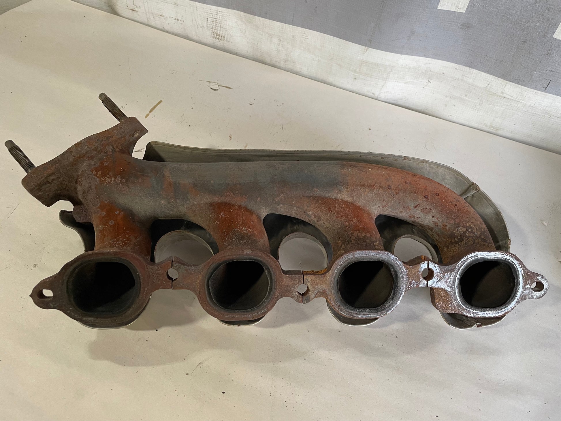 2018 Chevy Suburban LT RH & LH Exhaust Manifold Set OEM - Day's Parts Yard