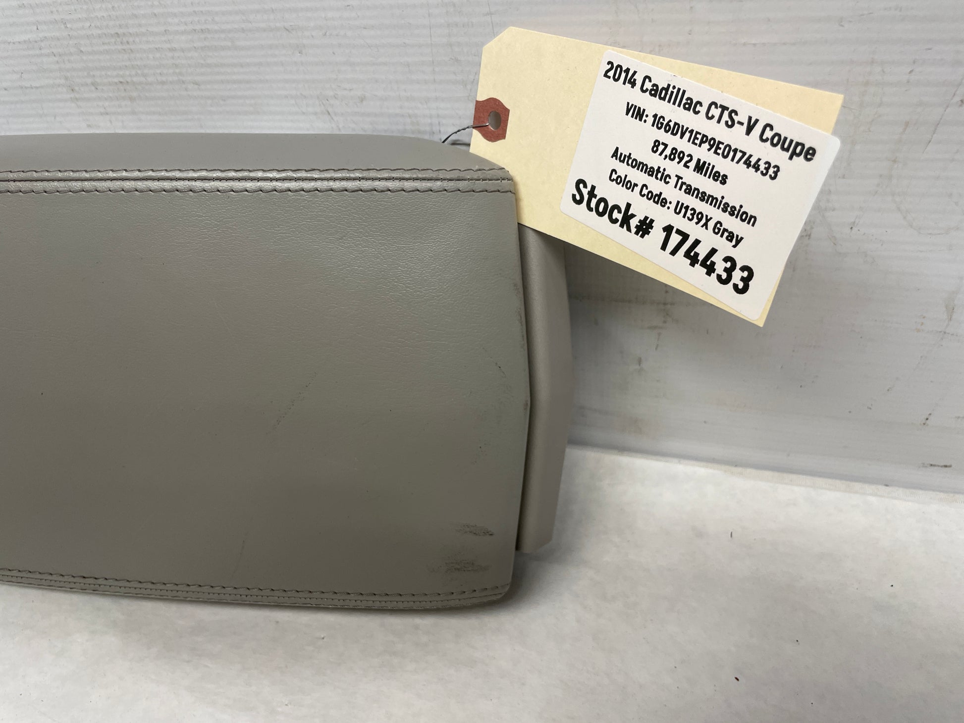 2014 Cadillac CTS-V Coupe Center Console Lid Titanium OEM - Day's Parts Yard