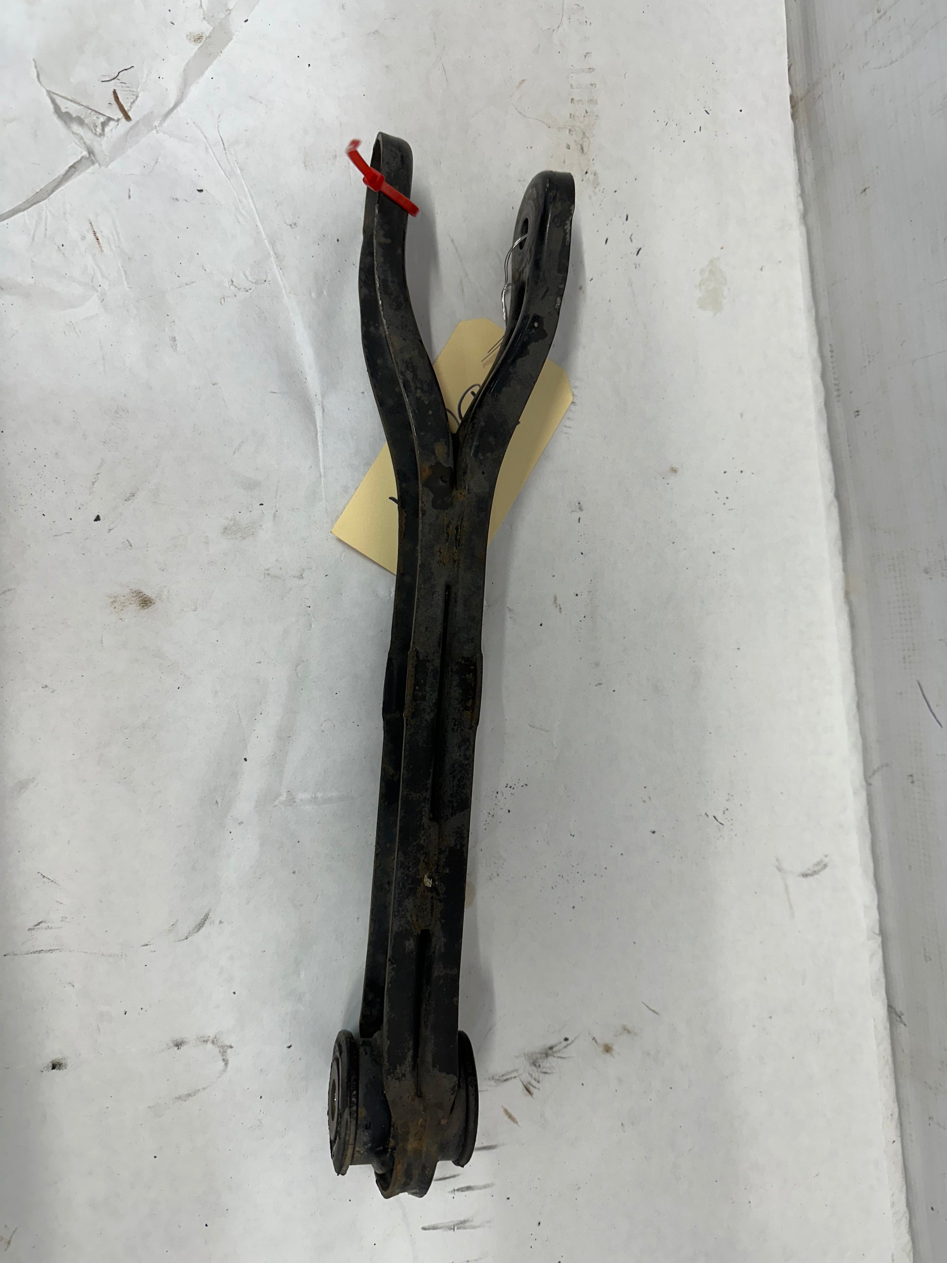 2010 Chevy Camaro SS RH Passenger Rear Suspension Trailing Arm OEM - Day's Parts Yard