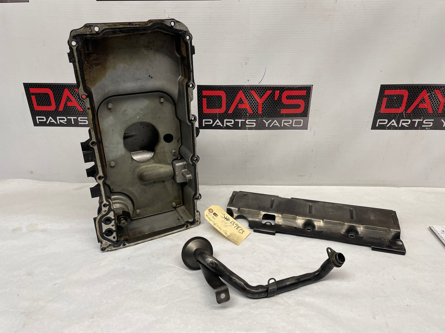 2015 Chevy Camaro SS Oil Pan Widget Tray & Pick Up Tube OEM