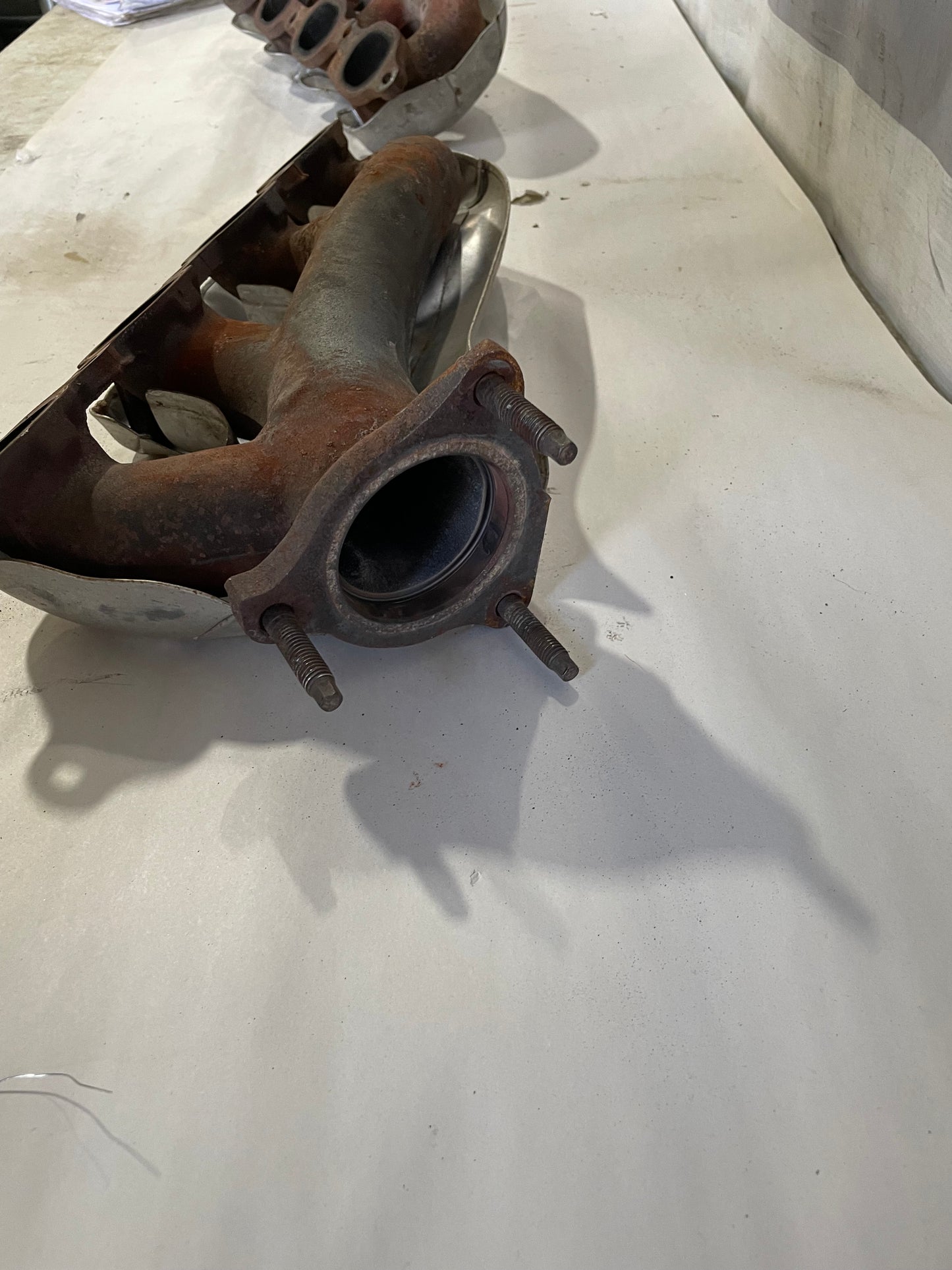 2018 Chevy Suburban LT RH & LH Exhaust Manifold Set OEM - Day's Parts Yard