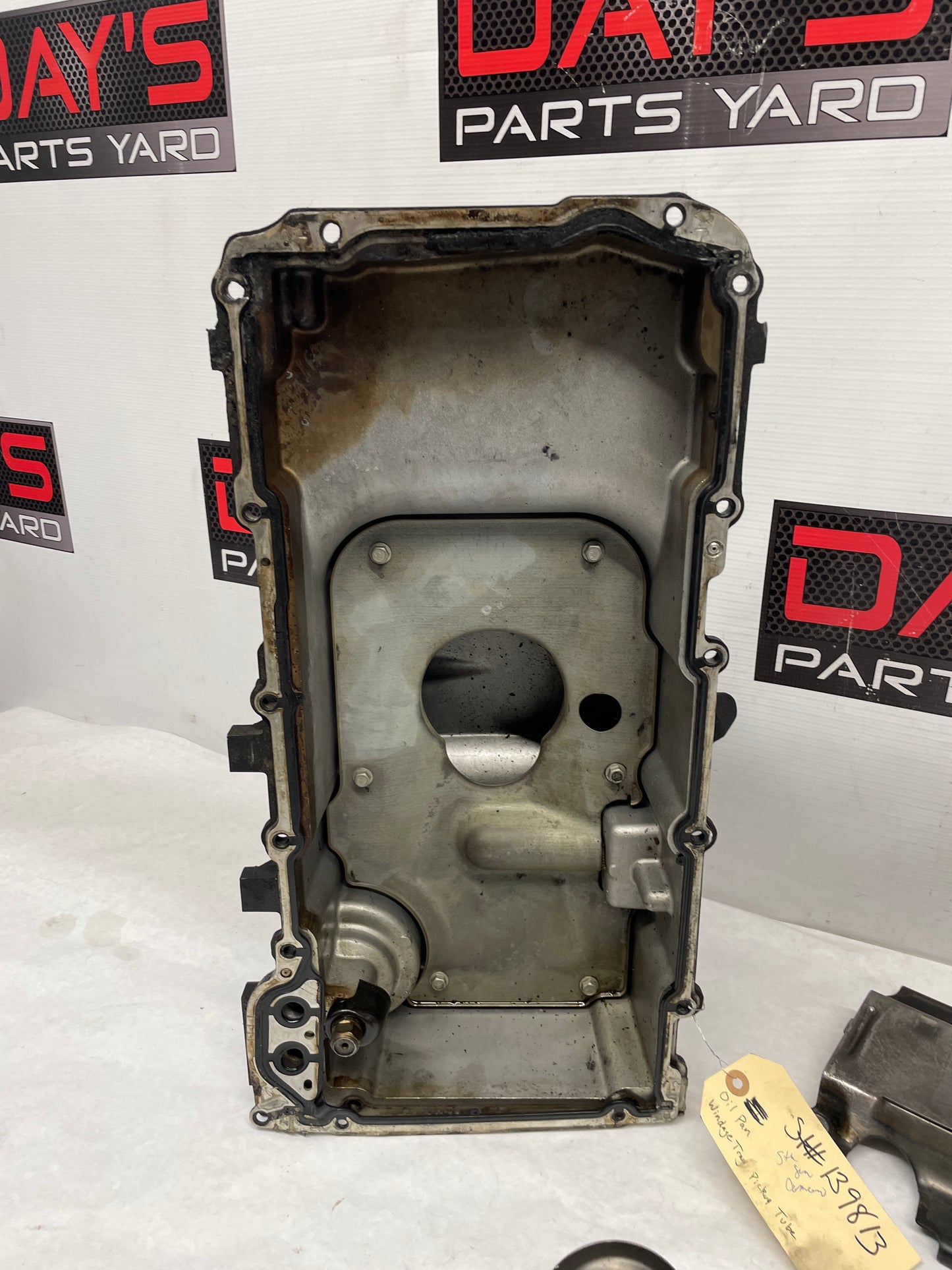 2015 Chevy Camaro SS Oil Pan Widget Tray & Pick Up Tube OEM