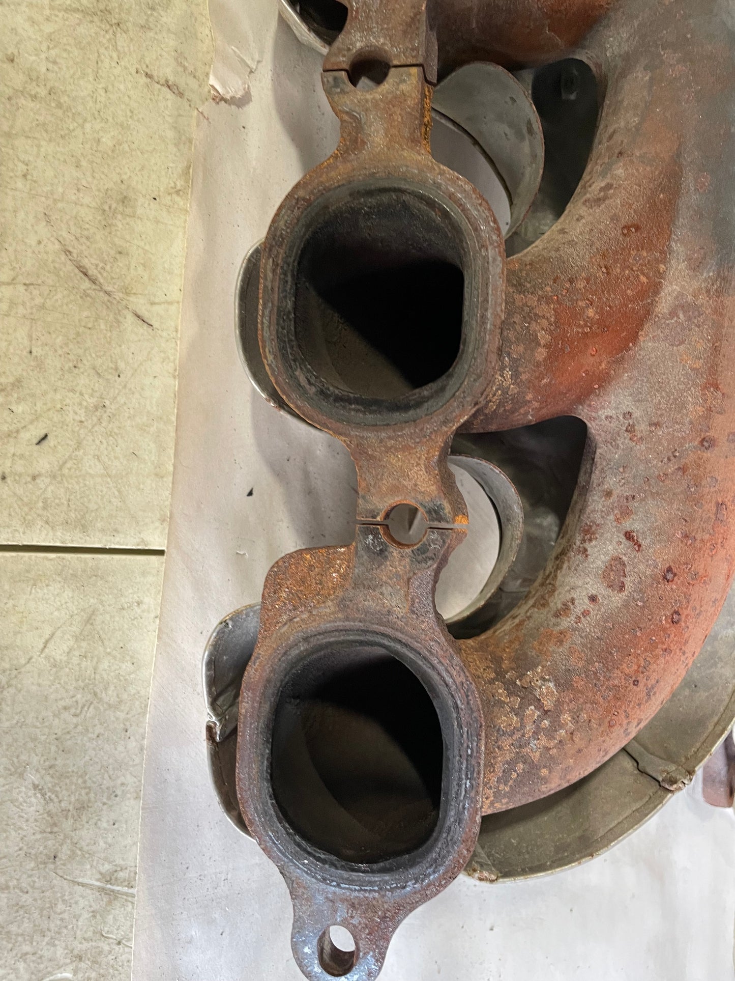 2018 Chevy Suburban LT RH & LH Exhaust Manifold Set OEM - Day's Parts Yard