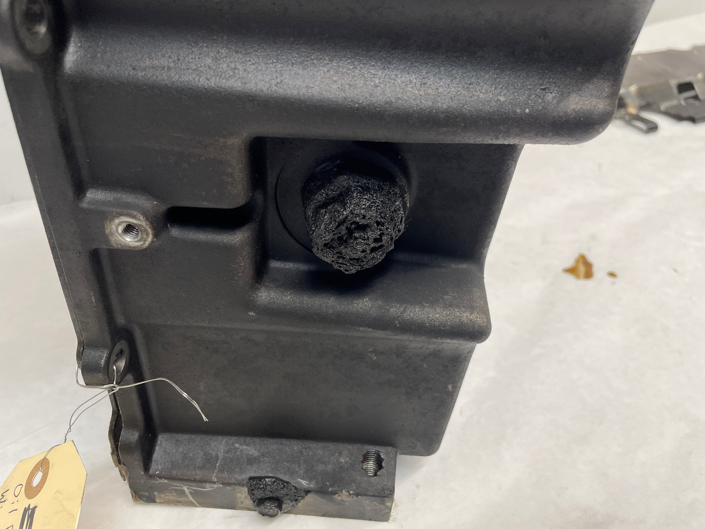 2015 Chevy Camaro SS Oil Pan Widget Tray & Pick Up Tube OEM