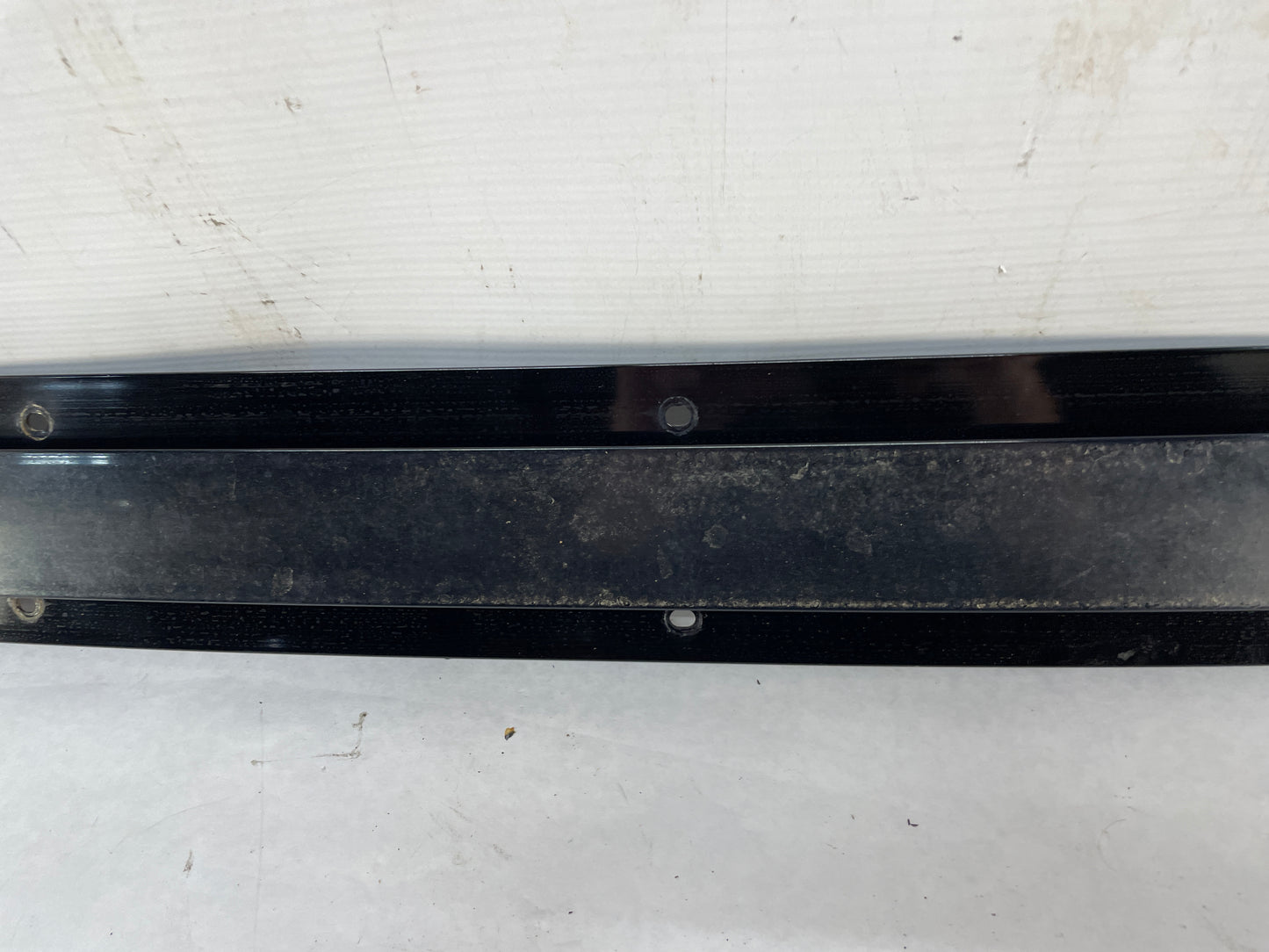 2001 Pontiac Firebird Trans AM T-Top Center Divider Middle Bar Panel OEM - Day's Parts Yard