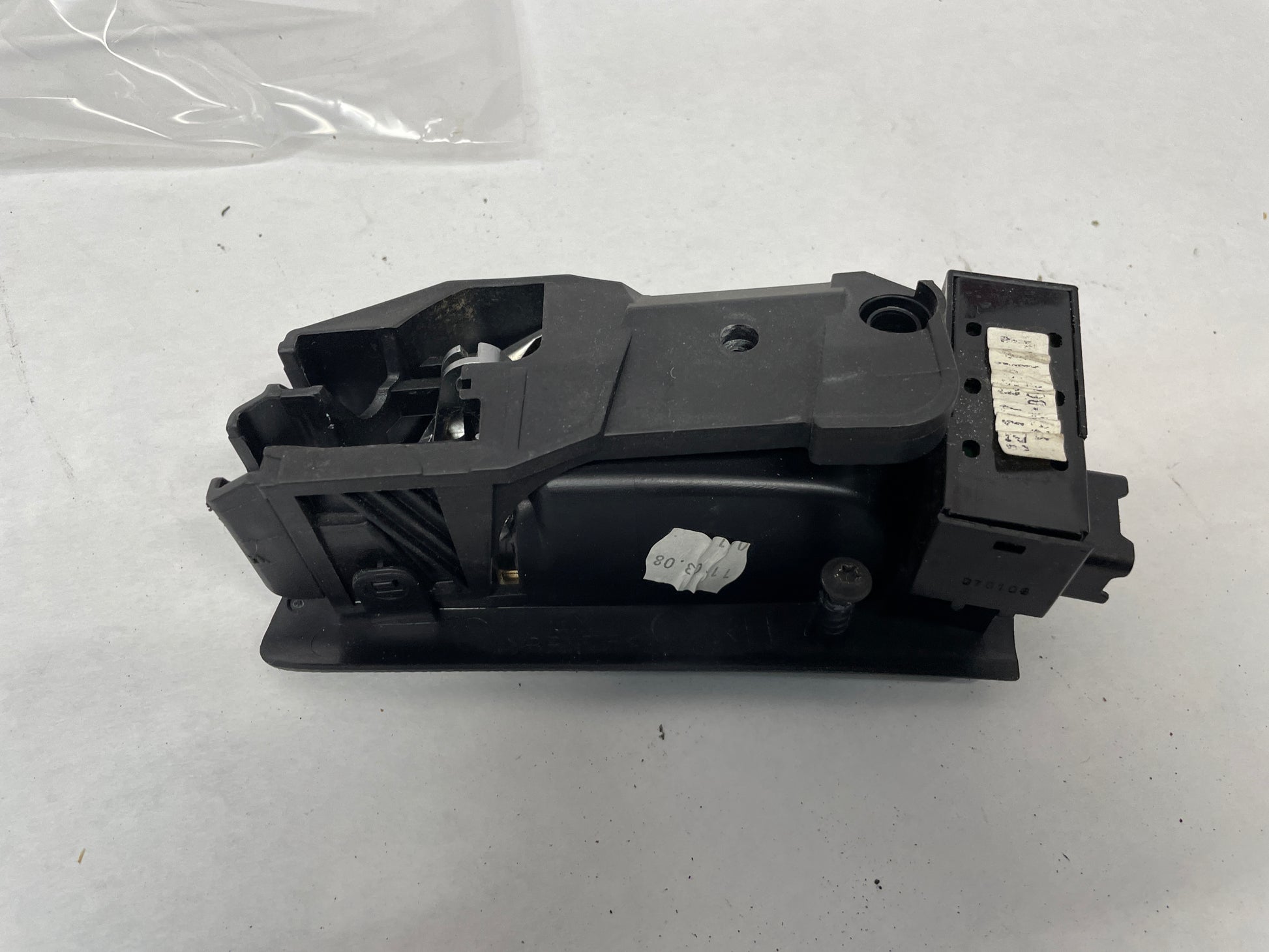 2009 Pontiac G8 RH Passenger Rear Interior Door Handle OEM - Day's Parts Yard