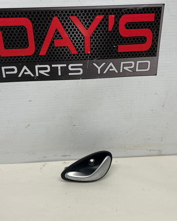 2004 Pontiac GTO LH Interior Door Handle OEM