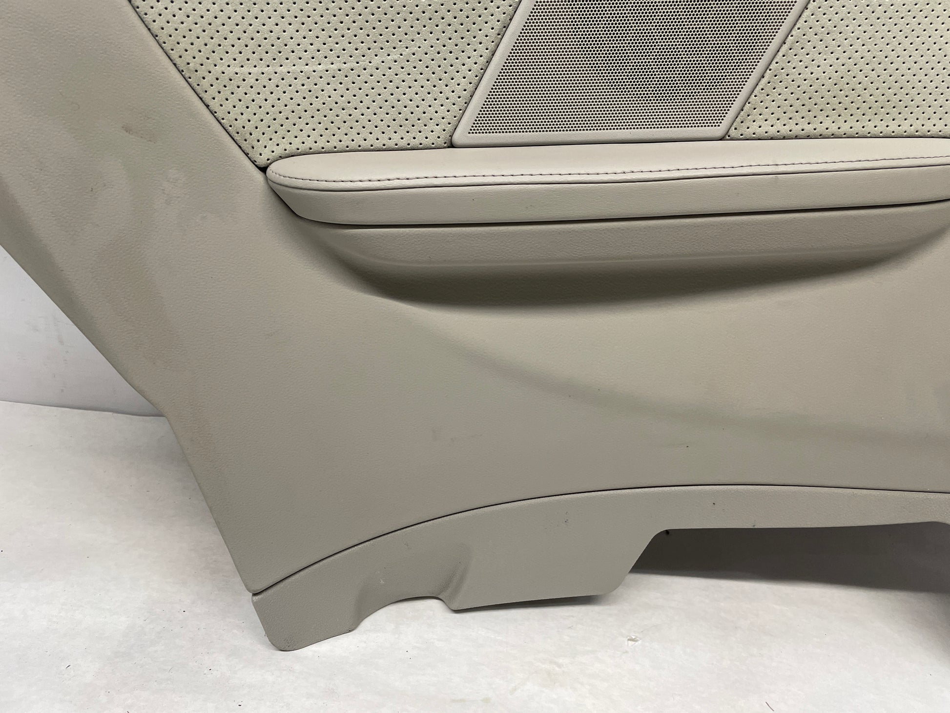 2014 Cadillac CTS-V Coupe LH Driver Rear  Quarter Door Panel Titanium OEM - Day's Parts Yard