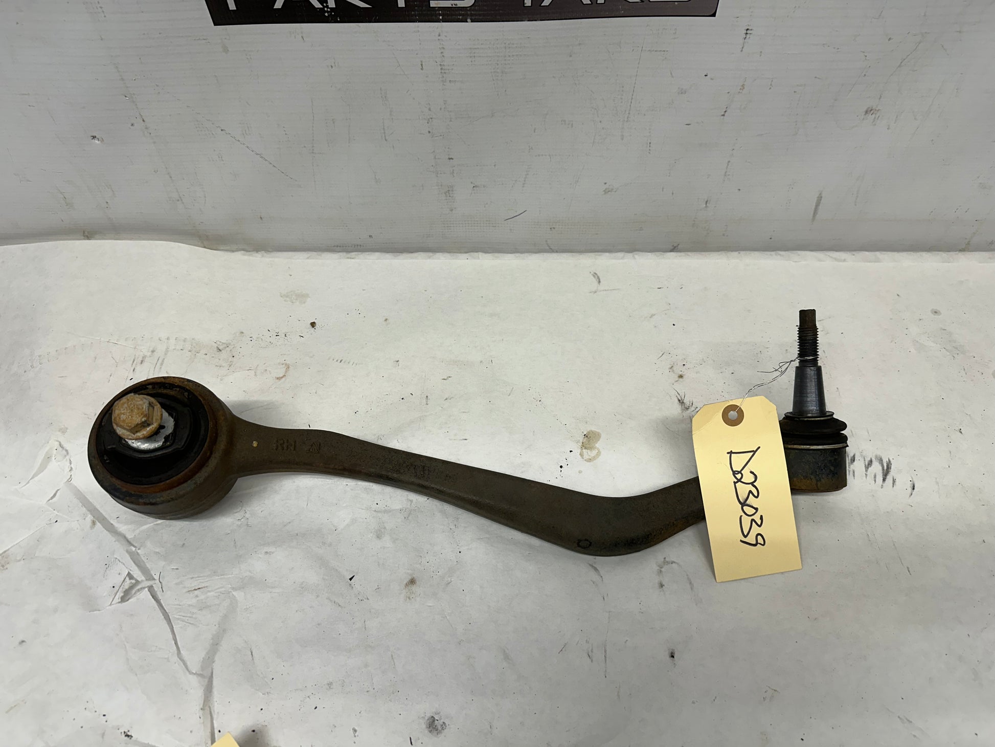 2010 Chevy Camaro SS RH Passenger Front Lower Suspension Control Arm OEM - Day's Parts Yard