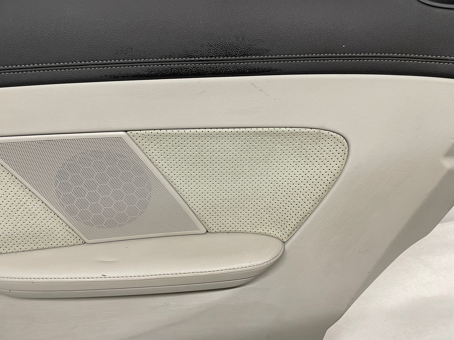 2014 Cadillac CTS-V Coupe RH Passenger Rear Quarter Door Panel Titanium OEM - Day's Parts Yard