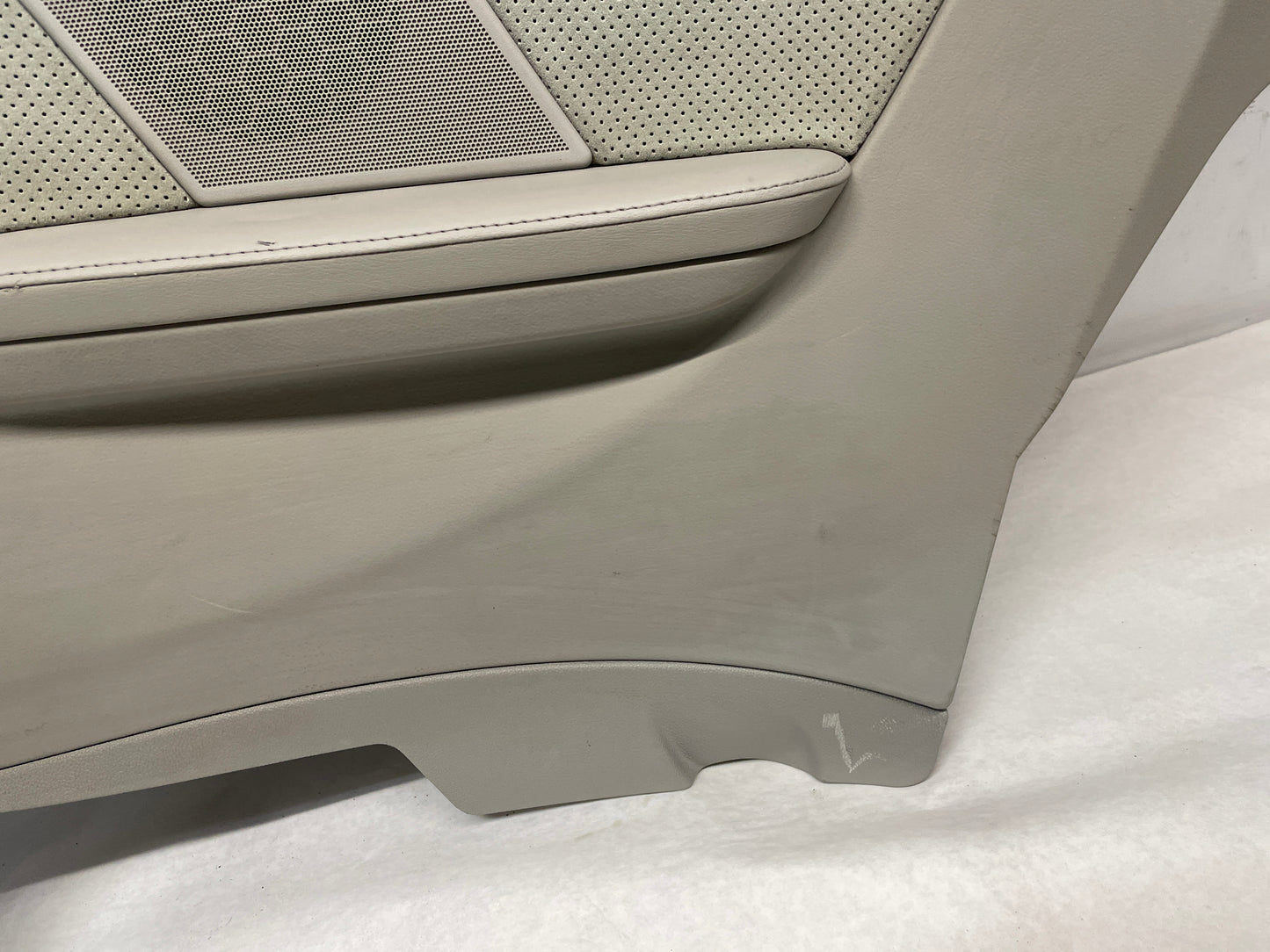 2014 Cadillac CTS-V Coupe RH Passenger Rear Quarter Door Panel Titanium OEM - Day's Parts Yard