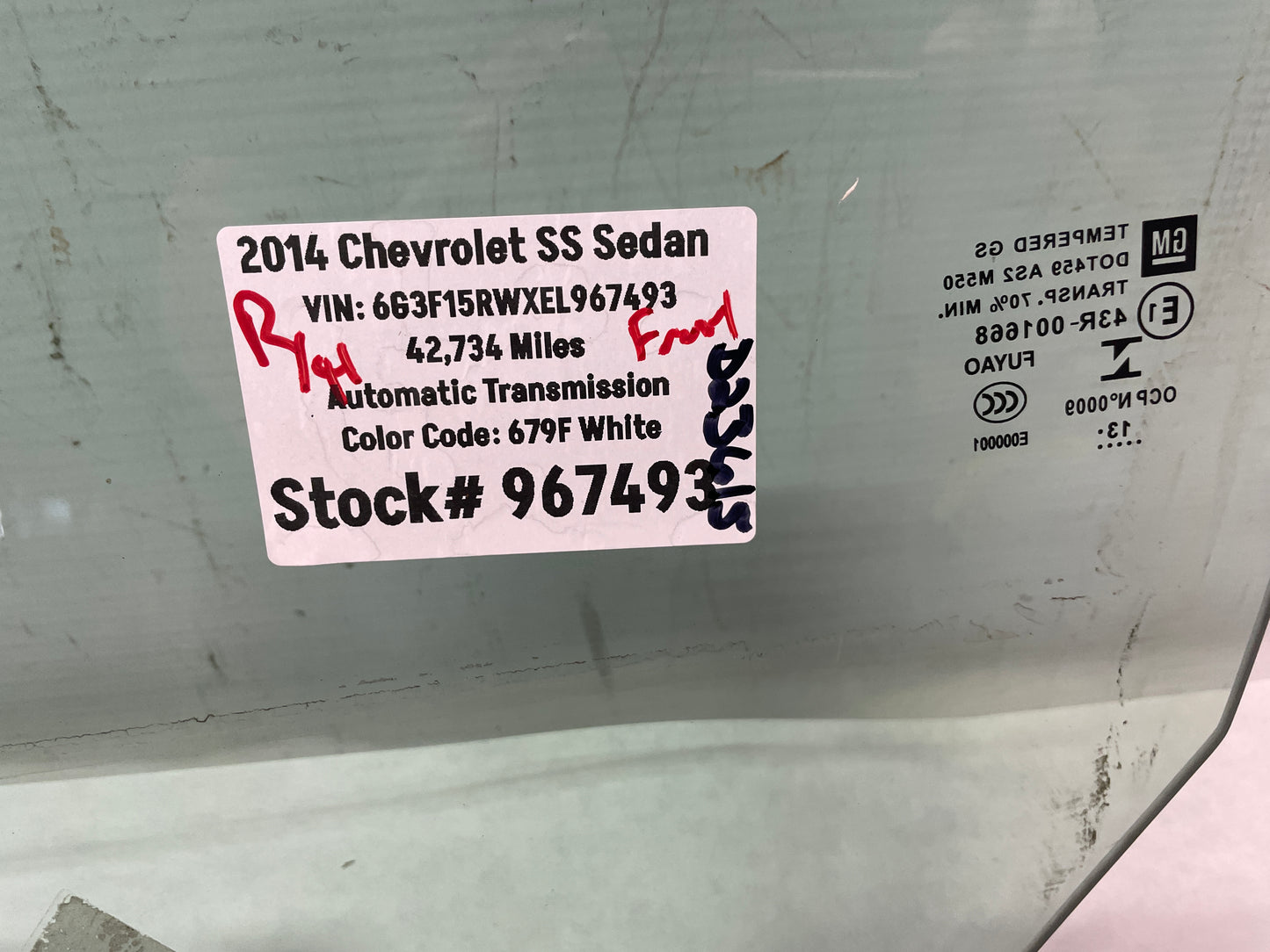 2014 Chevrolet SS Sedan RH Passenger Front Door Window Glass OEM - Day's Parts Yard