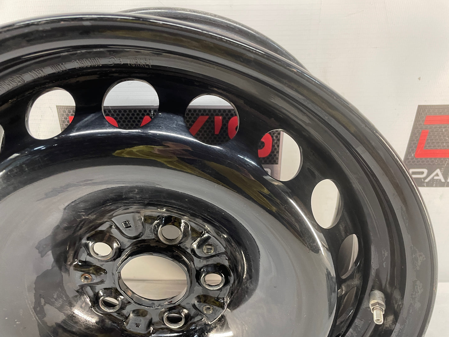 2013 Chevy Caprice PPV Factory OEM 18x8 Wheel