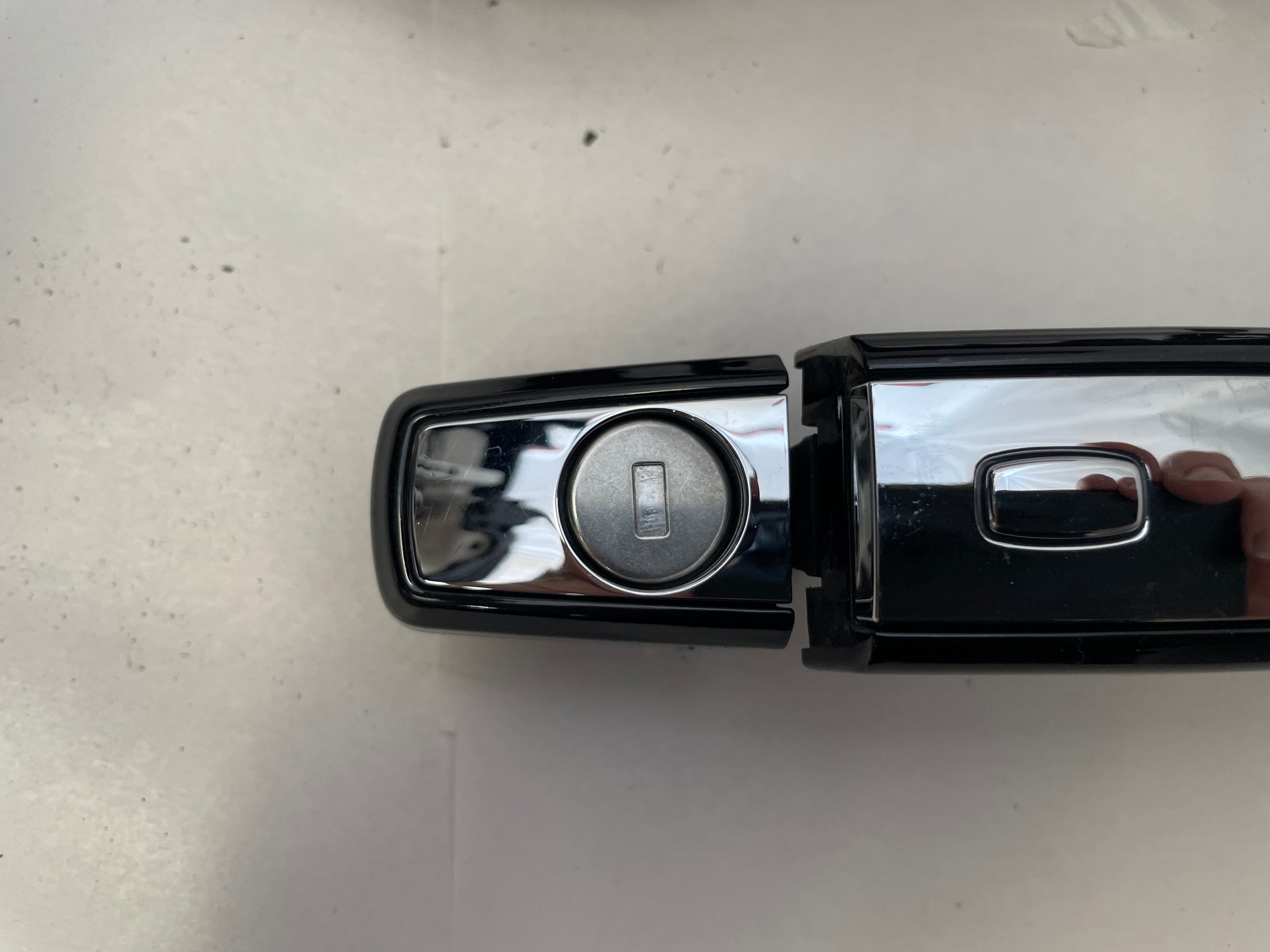 2014 Chevy SS Sedan Exterior Door Handles Set OEM - Day's Parts Yard