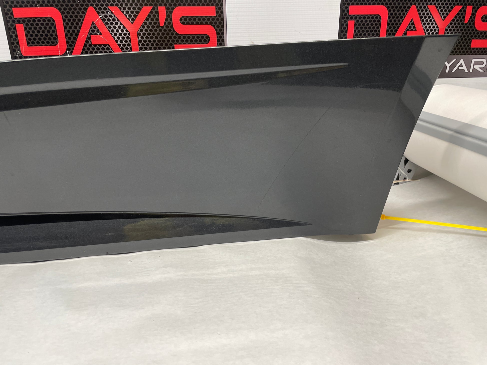 2014 Cadillac CTS-V Coupe LH Driver Rocker Molding Side Skirt OEM - Day's Parts Yard