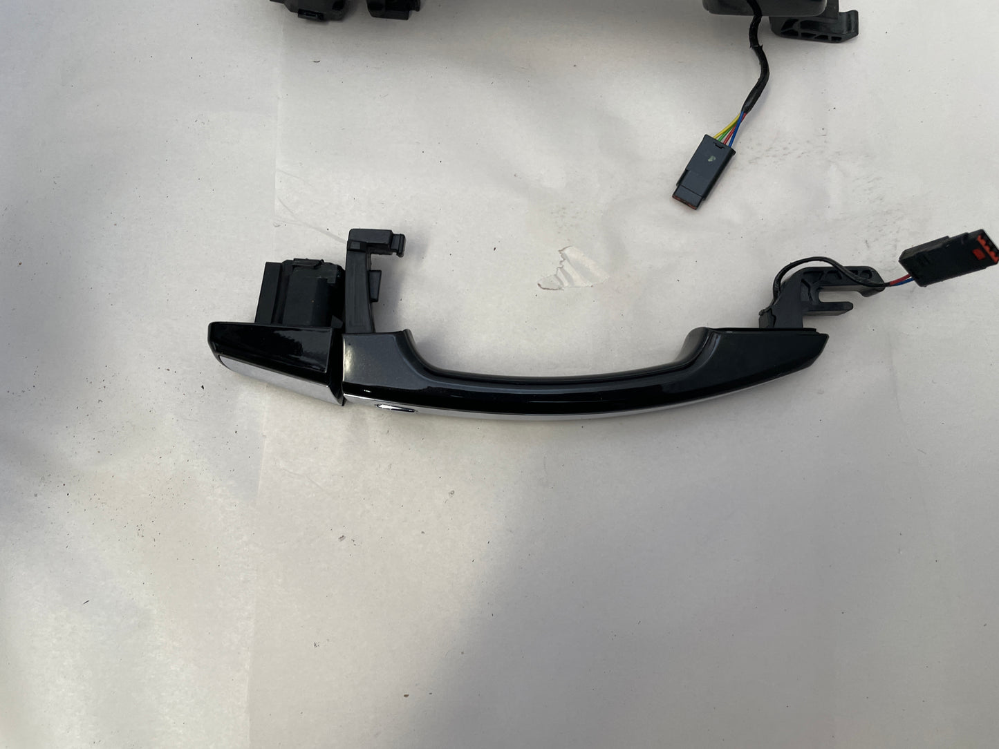 2014 Chevy SS Sedan Exterior Door Handles Set OEM - Day's Parts Yard