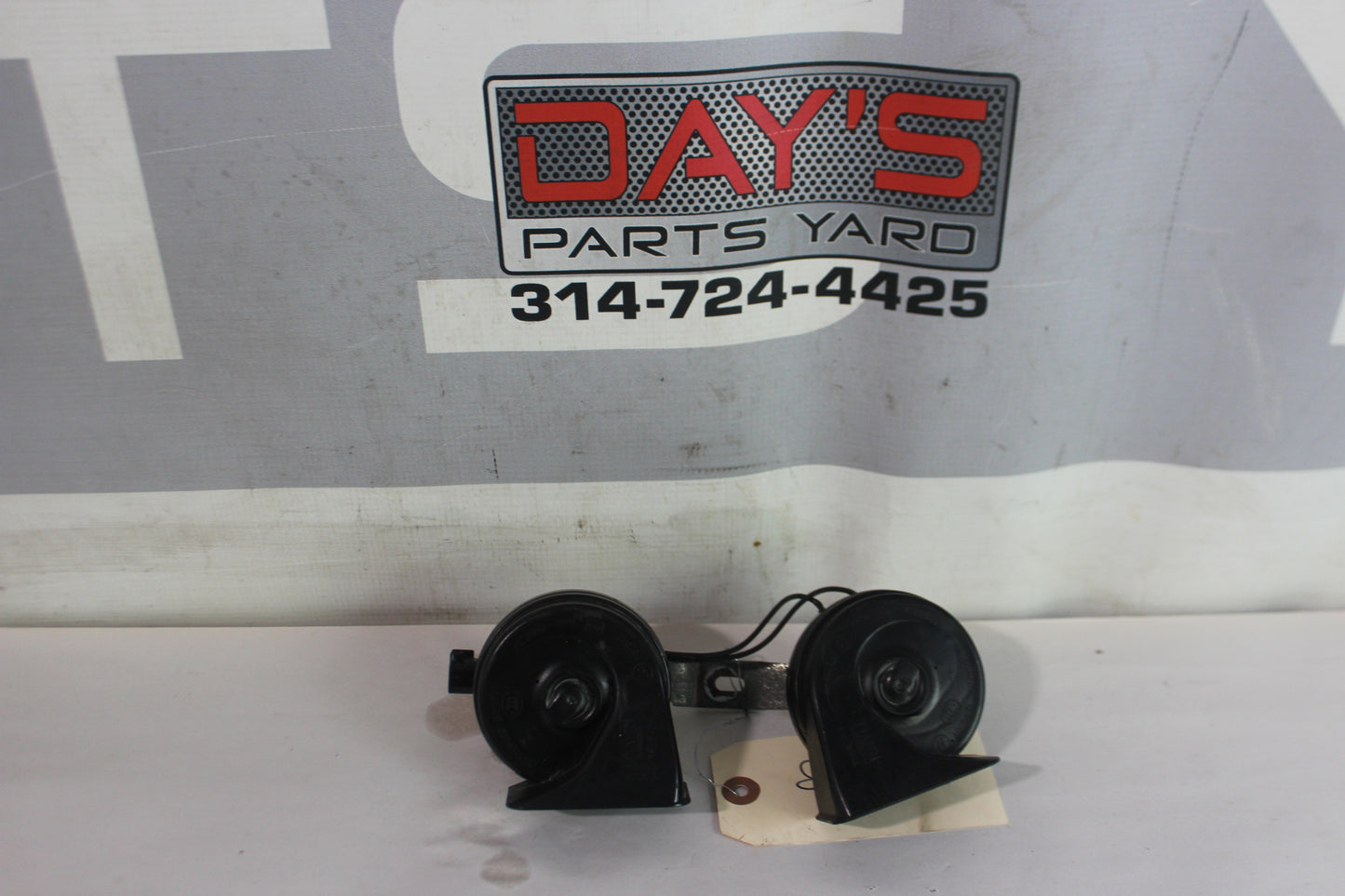 2019 Chevy Tahoe K1500 Premier High and Low Tone Horns OEM