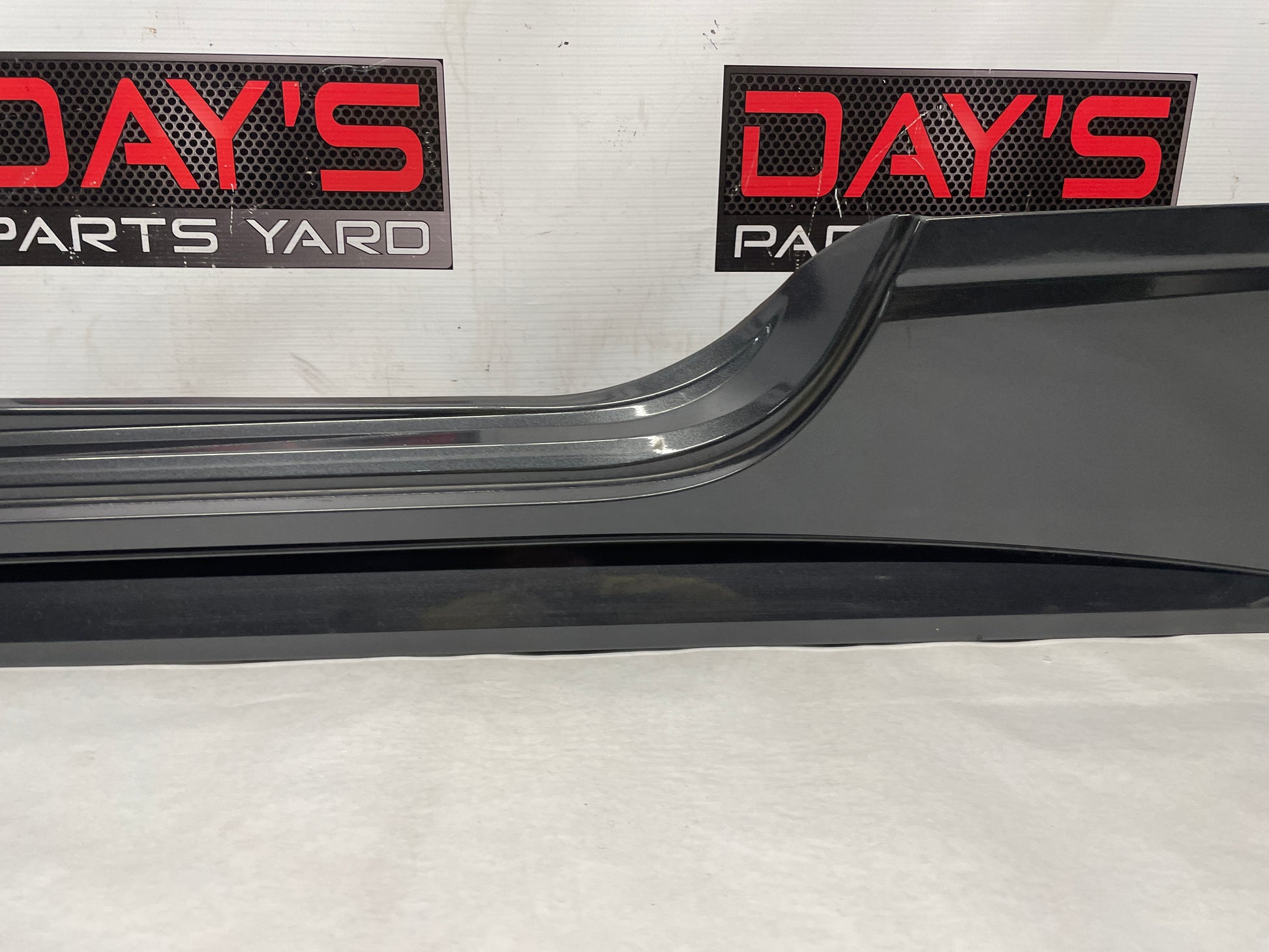 2014 Cadillac CTS-V Coupe LH Driver Rocker Molding Side Skirt OEM - Day's Parts Yard