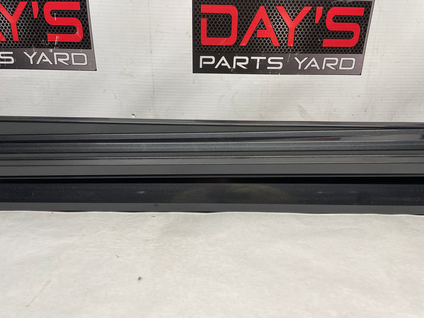 2014 Cadillac CTS-V Coupe LH Driver Rocker Molding Side Skirt OEM - Day's Parts Yard