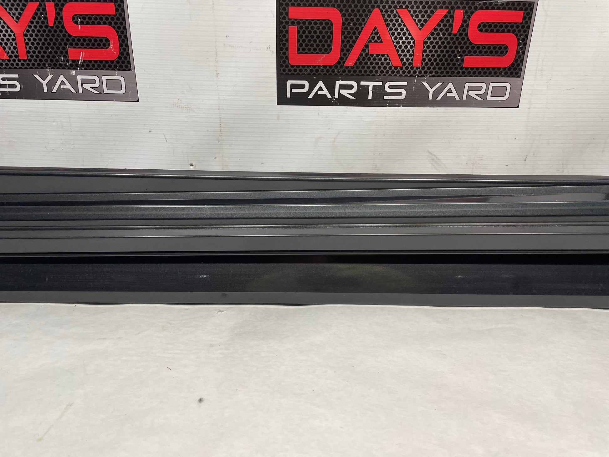 2014 Cadillac CTS-V Coupe LH Driver Rocker Molding Side Skirt OEM - Day's Parts Yard