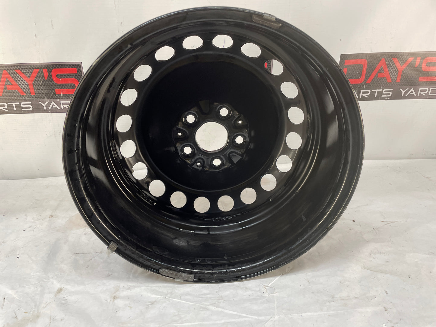 2013 Chevy Caprice PPV Factory OEM 18x8 Wheel