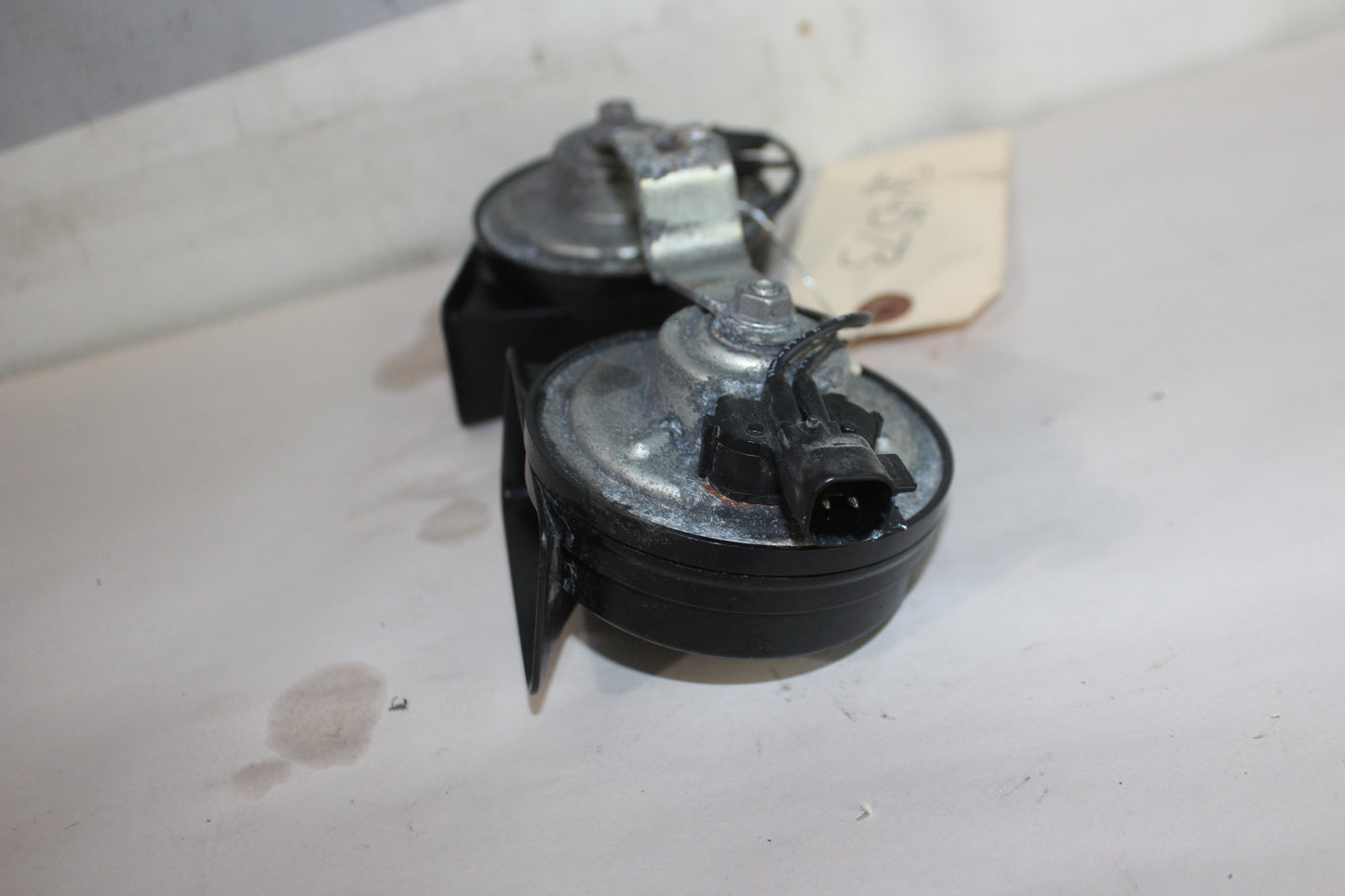 2019 Chevy Tahoe K1500 Premier High and Low Tone Horns OEM
