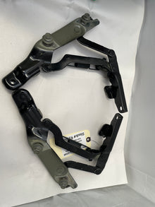 2014 Chevy SS Sedan RH & LH Trunk Deck Lid Hinges OEM - Day's Parts Yard