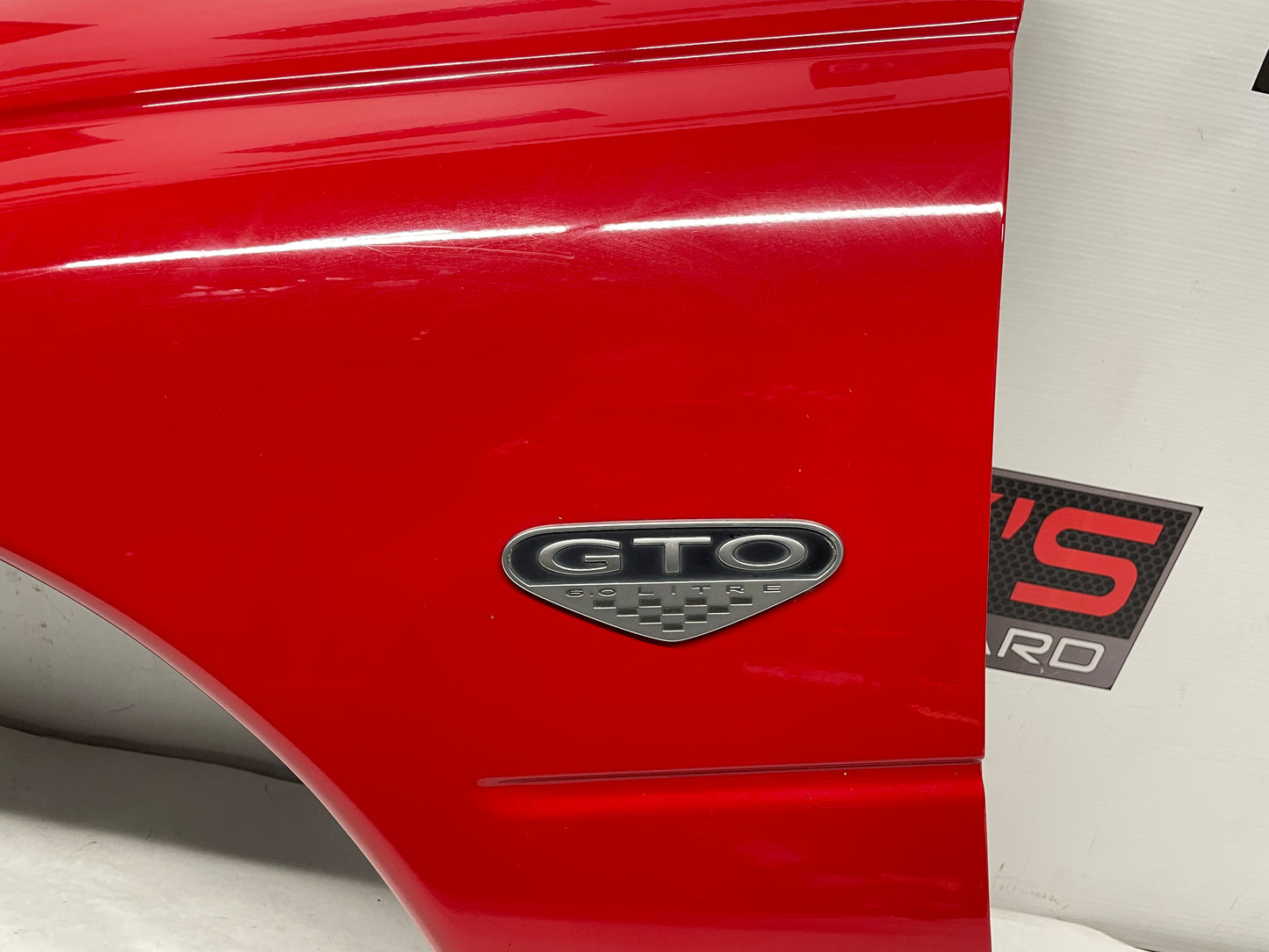 2006 Pontiac GTO RH Passenger Front Fender Red OEM - Day's Parts Yard