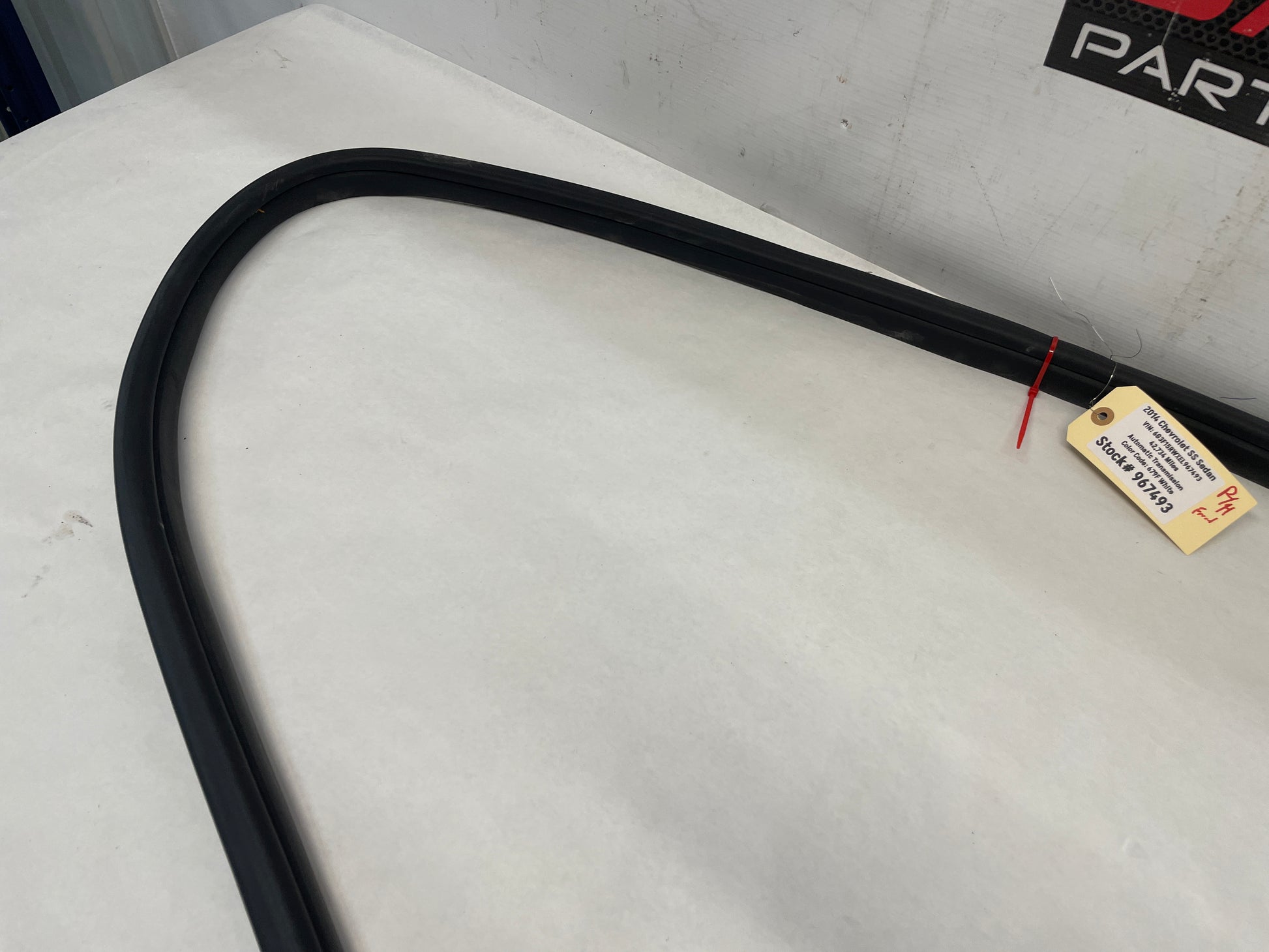 2014 Chevy SS Sedan RH Passenger Front Door Weather Strip Rubber Seal OEM - Day's Parts Yard