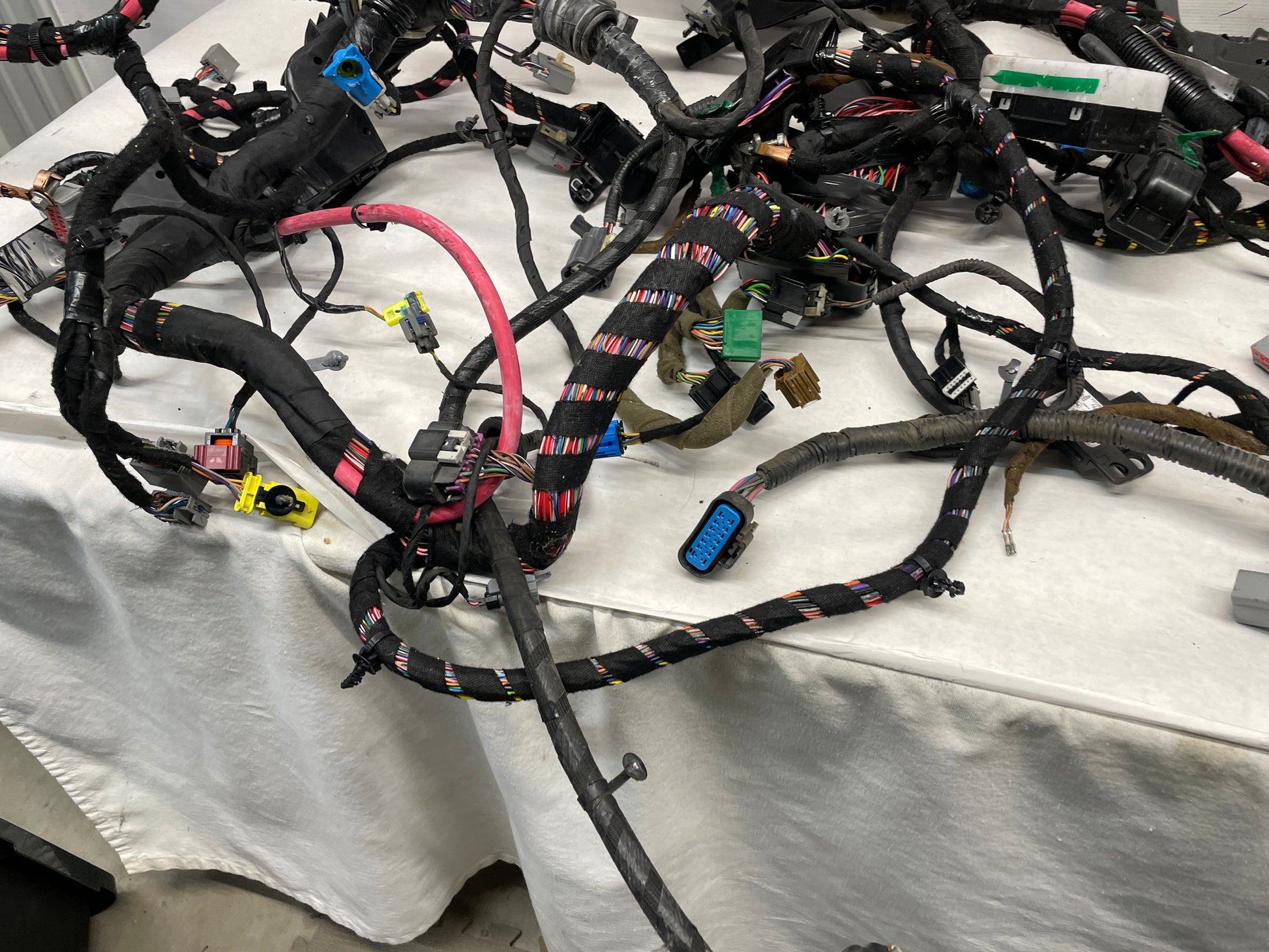 2014 Cadillac CTS-V Coupe Body Wire Wiring Harness OEM - Day's Parts Yard