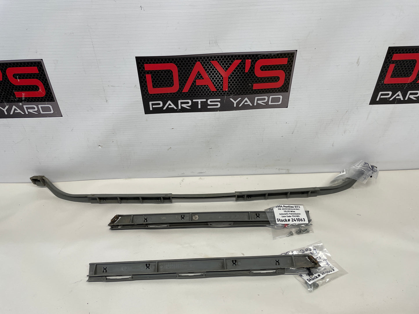 2004 Pontiac GTO Rear Bumper Bracket Guide Set OEM - Day's Parts Yard
