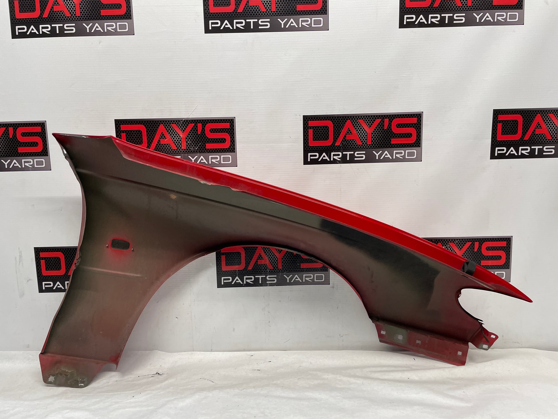 2006 Pontiac GTO RH Passenger Front Fender Red OEM - Day's Parts Yard