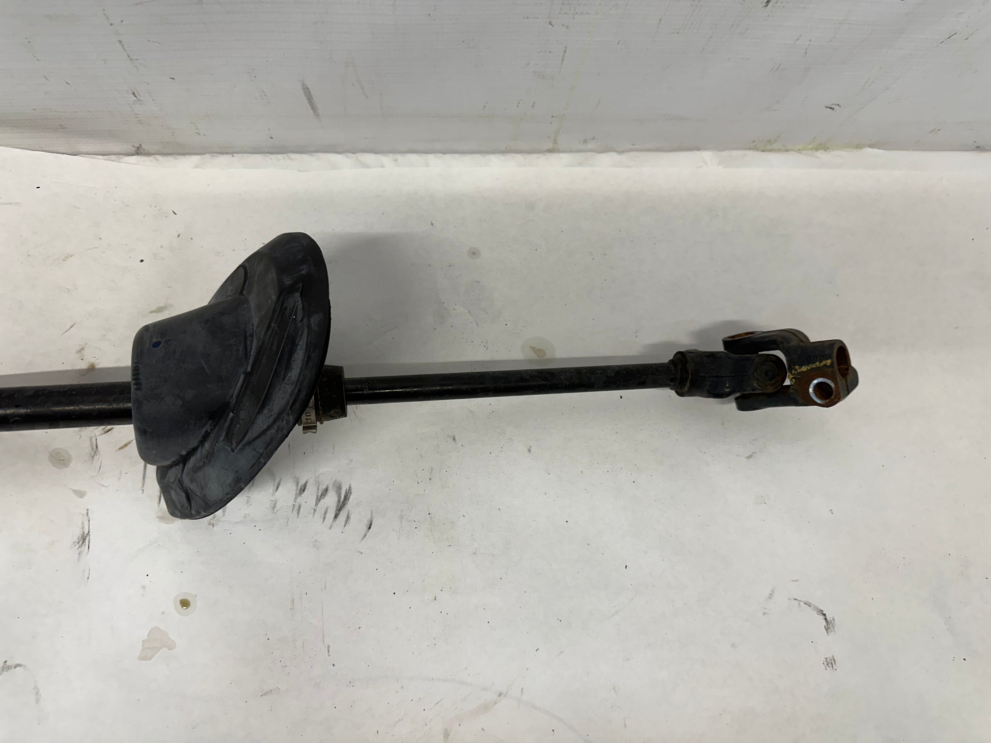 2010 Chevy Camaro SS Steering Column Intermediate Shaft OEM - Day's Parts Yard
