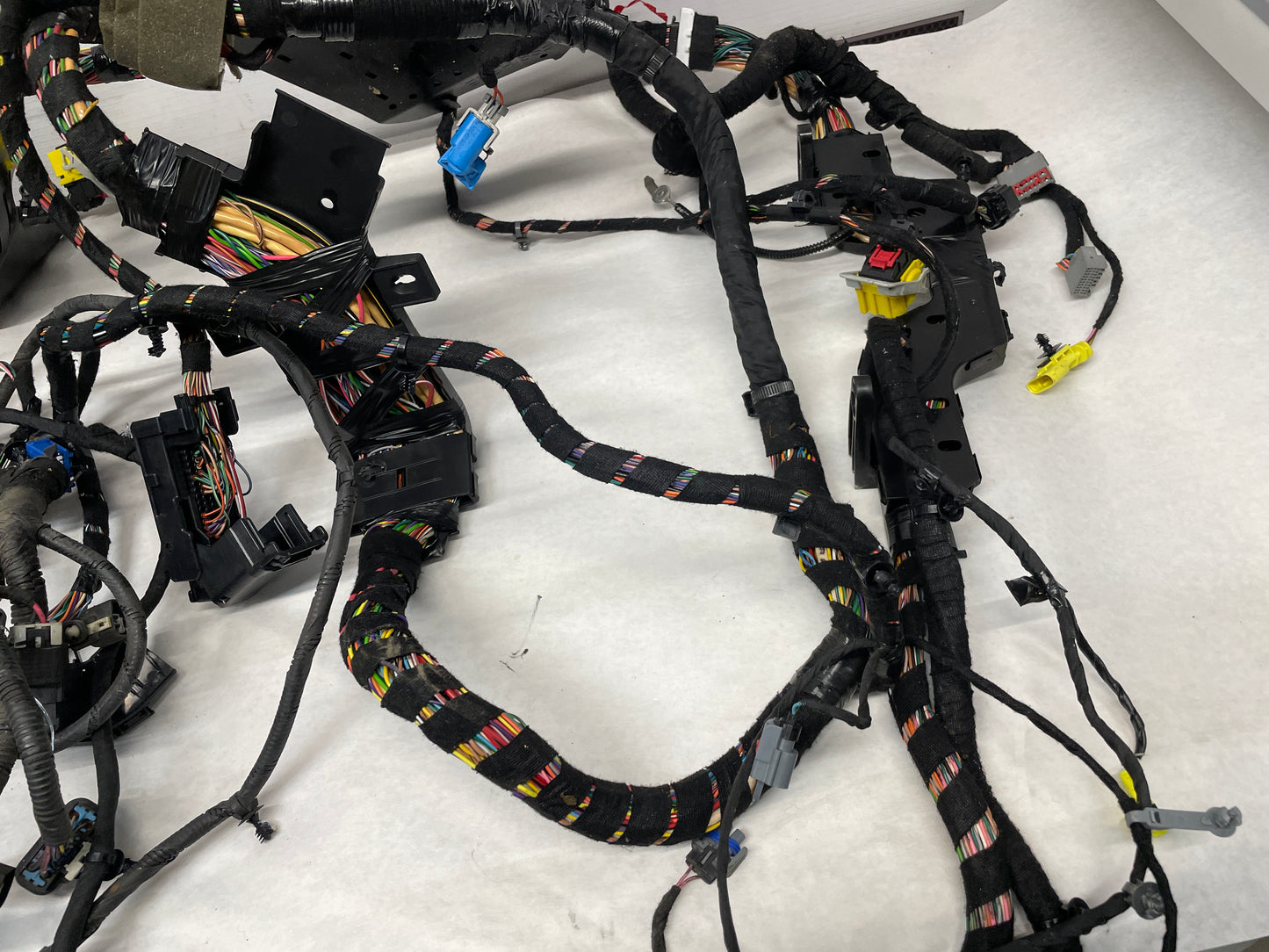 2014 Cadillac CTS-V Coupe Body Wire Wiring Harness OEM - Day's Parts Yard