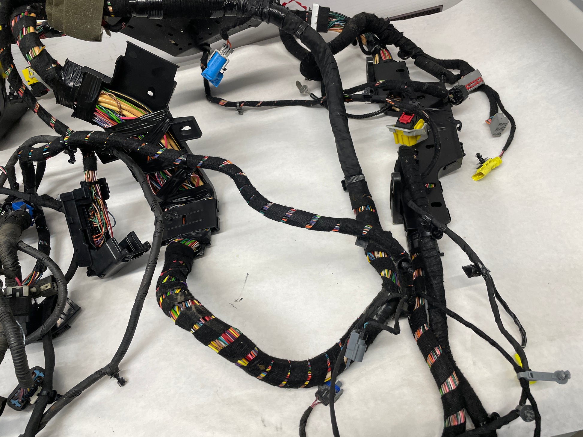 2014 Cadillac CTS-V Coupe Body Wire Wiring Harness OEM - Day's Parts Yard