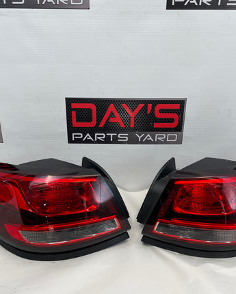 2014 Chevy SS Sedan Tail Light Taillight Lamp RH & LH OEM