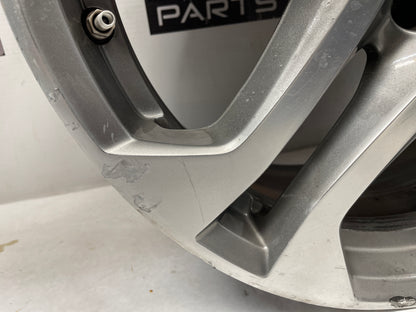 2017 Chevy SS Sedan Factory OEM Front Wheel 19x8.5 OEM