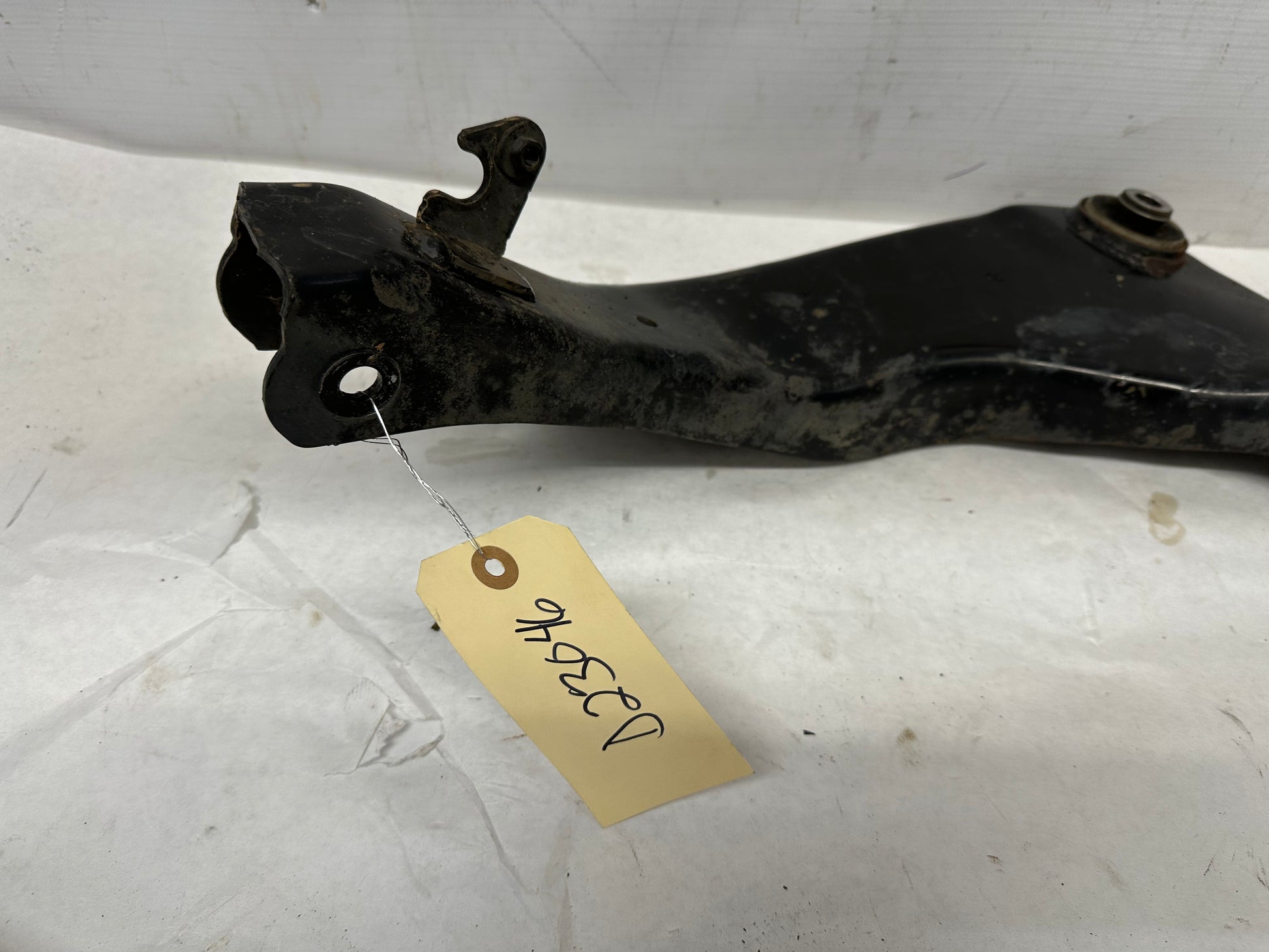 2010 Chevy Camaro SS LH Driver Rear Suspension Upper Control Arm OEM - Day's Parts Yard