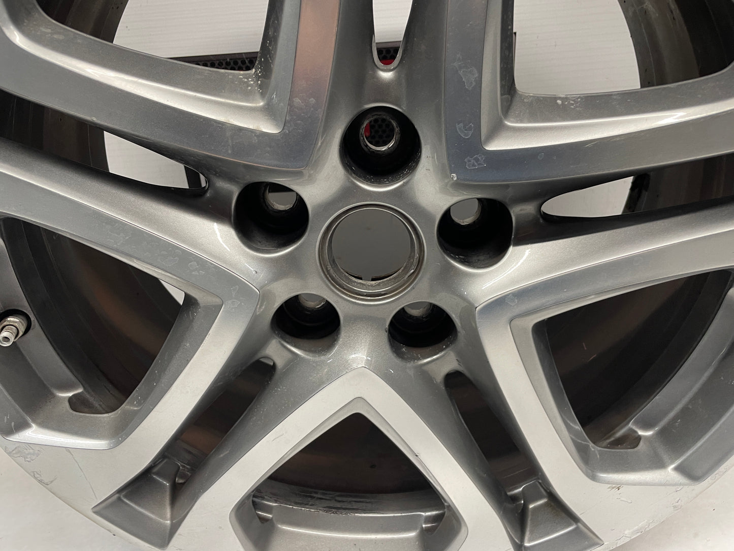 2017 Chevy SS Sedan Factory OEM Front Wheel 19x8.5 OEM