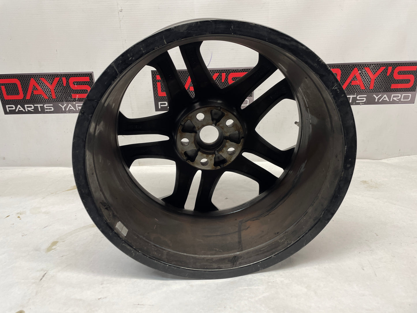 2017 Chevy SS Sedan Factory OEM Front Wheel 19x8.5 OEM