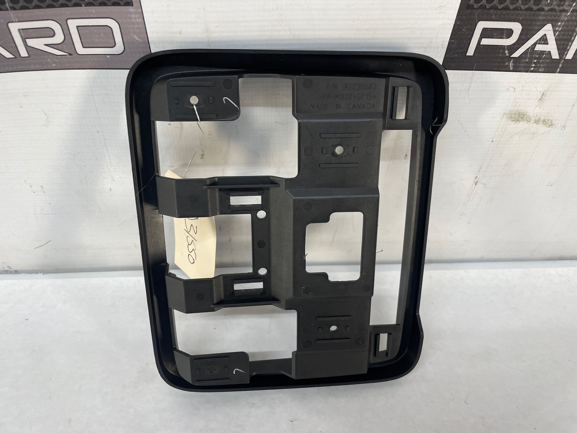 2013 Chevy Camaro ZL1 Overhead Console Dome Light Frame Retainer Plate OEM - Day's Parts Yard