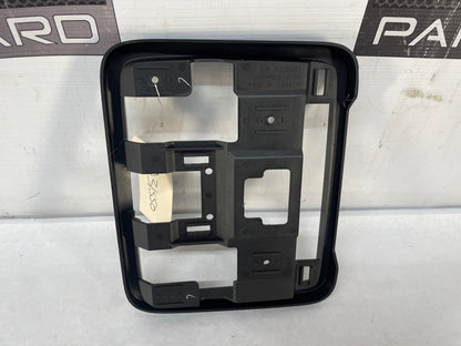 2013 Chevy Camaro ZL1 Overhead Console Dome Light Frame Retainer Plate OEM - Day's Parts Yard