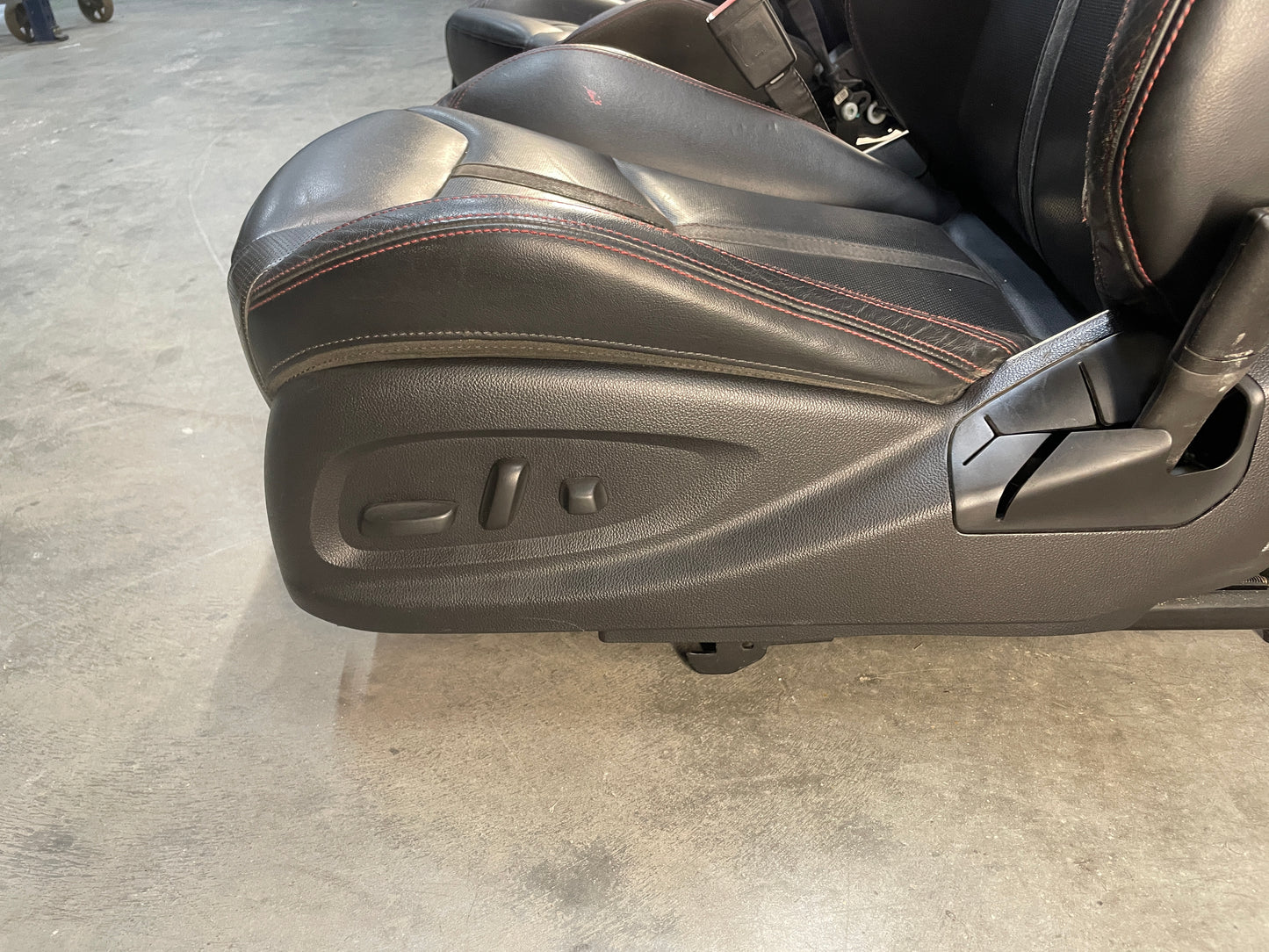 2015 Chevy SS Sedan Seats Fronts and Rears Black Leather Alcantara Suede OEM