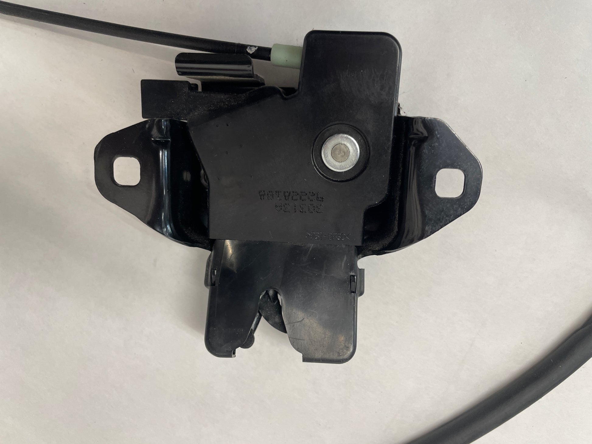 2014 Chevy SS Sedan Trunk Deck Lid Latch Actuator w/ Cable OEM - Day's Parts Yard