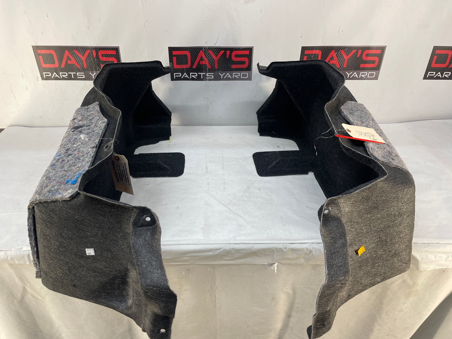 2013 Chevy Camaro ZL1 RH & LH Interior Quarter Panel Trunk Compartment Felt Carpet Liner OEM - Day's Parts Yard
